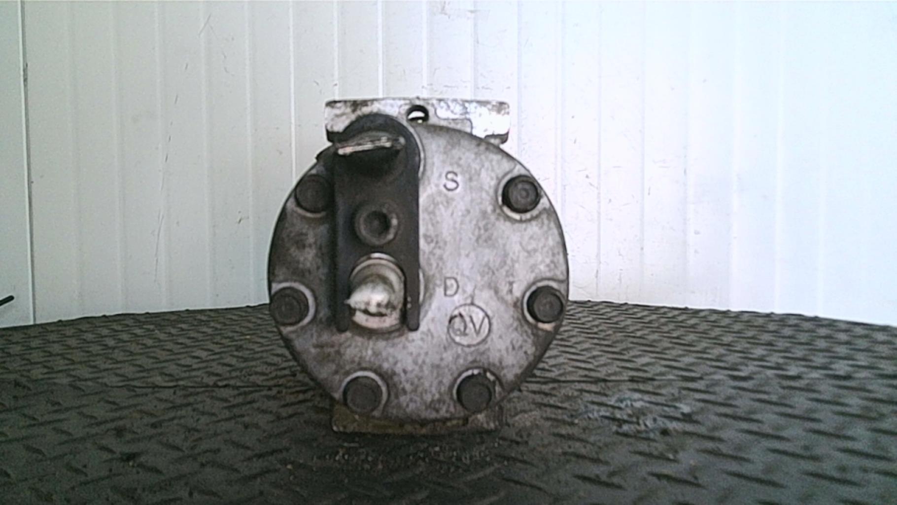 Compresseur clim RENAULT LAGUNA 1 PHASE 2 BREAK Diesel - 1