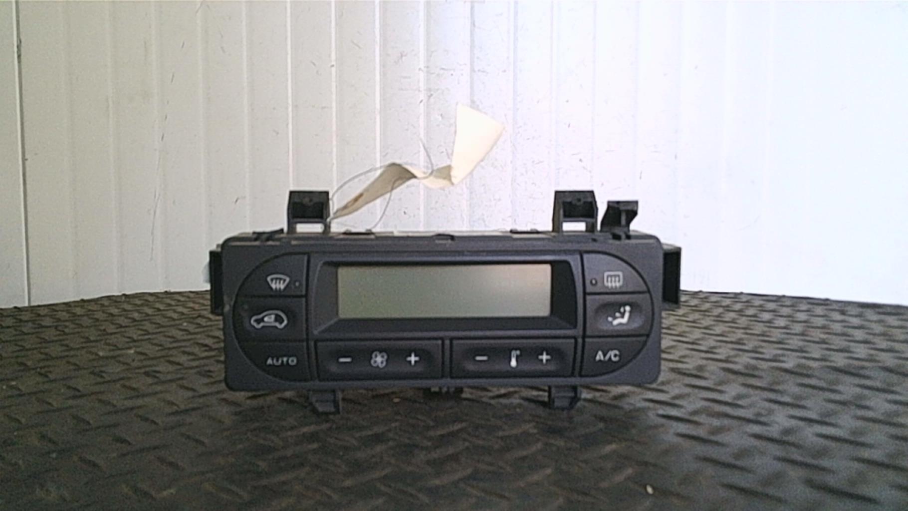Commande chauffage PEUGEOT 1007 Essence - 1