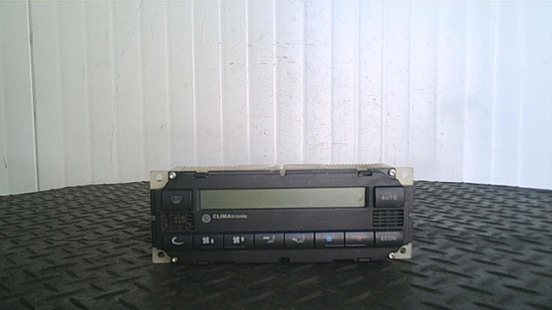 Commande chauffage VOLKSWAGEN GOLF 4 Essence - 1