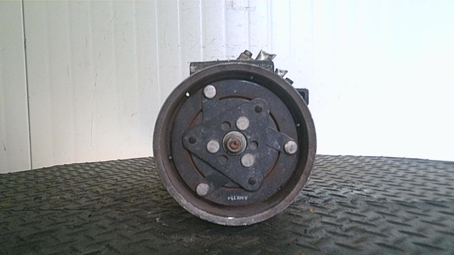 Compresseur clim RENAULT CLIO 3 PHASE 1 Essence - 1
