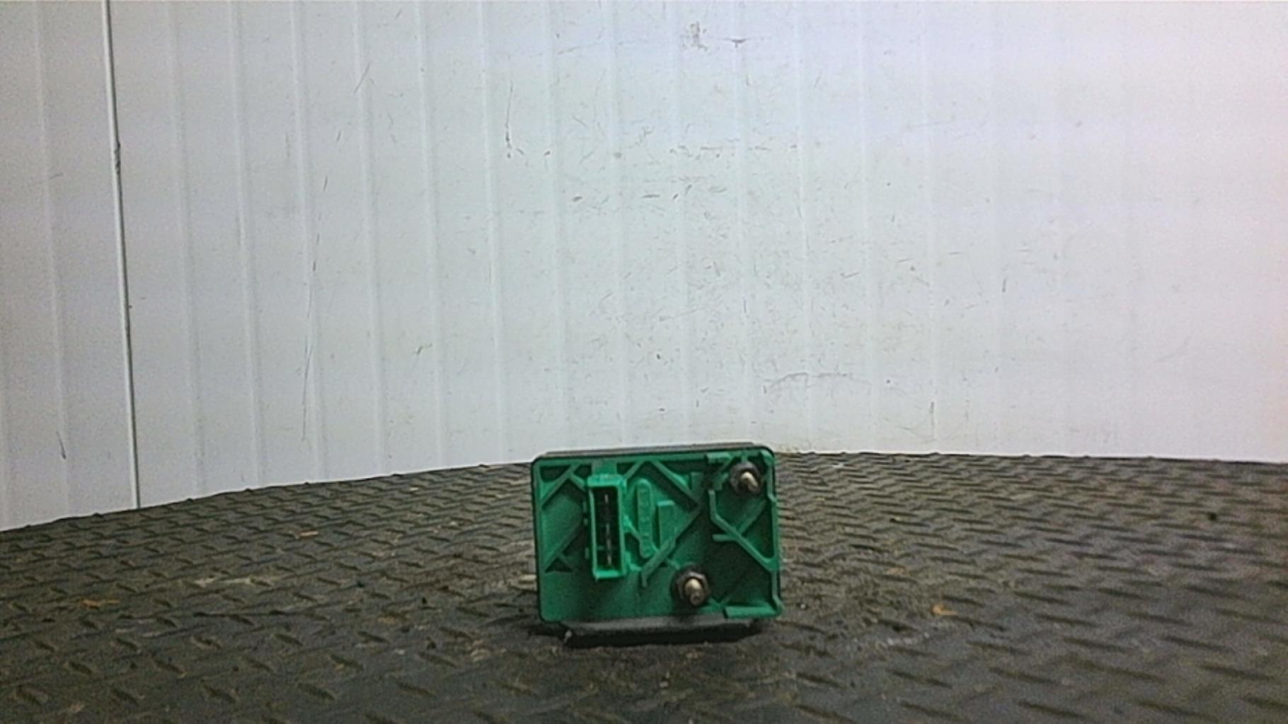 Relais de prechauffage PEUGEOT 206 PHASE 1 Diesel - 1
