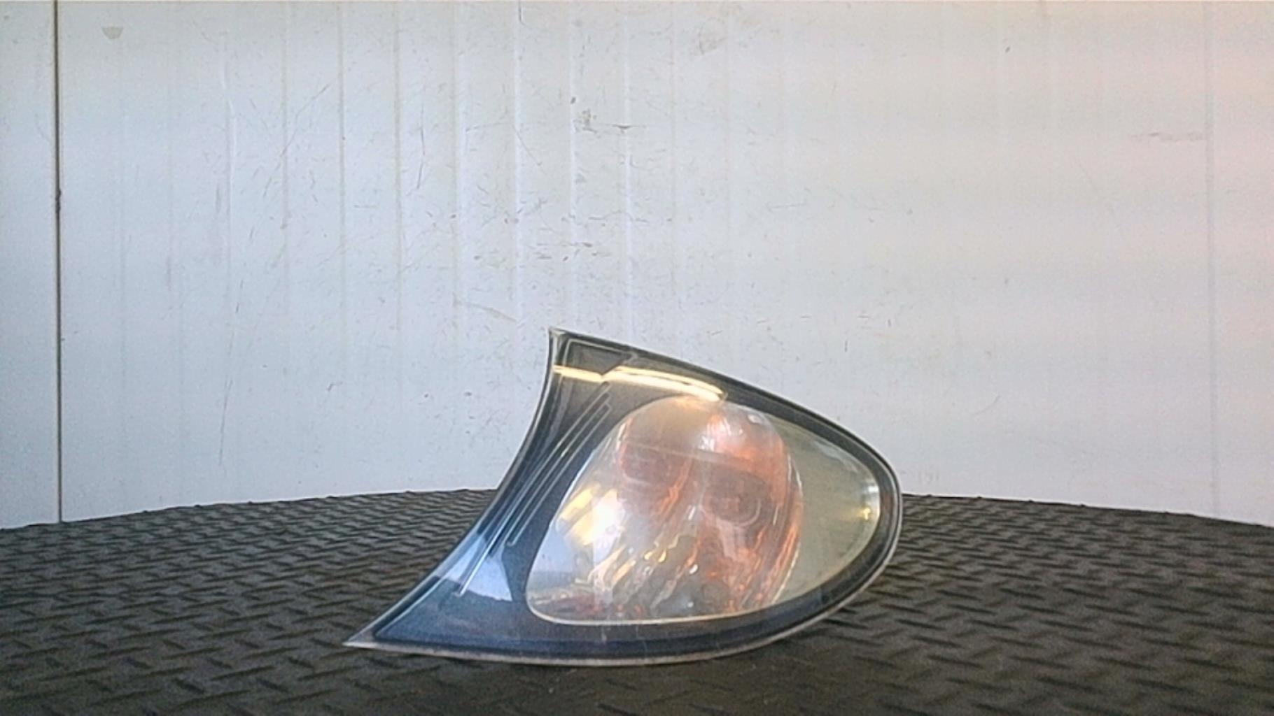 Optique avant secondaire gauche (feux)(clignotant) BMW SERIE 3 E46 PHASE 1 Essence - 1