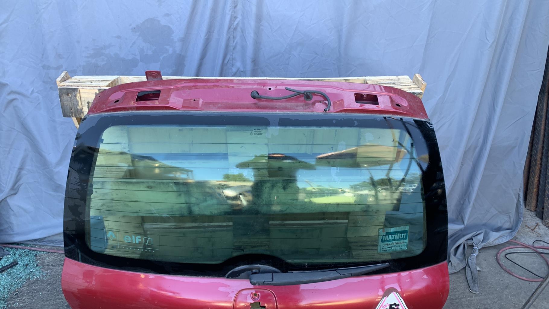 Malle/Hayon arriere RENAULT CLIO 2 PHASE 2  - 1
