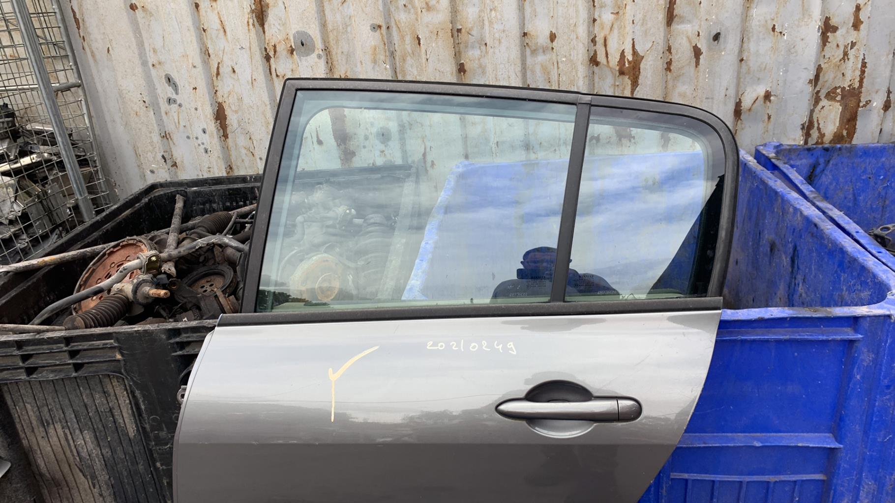 Porte arriere gauche RENAULT MEGANE 2 PHASE 2 Essence - 1