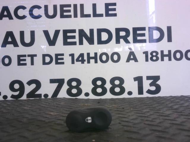 Commande de fermeture centralisee DACIA SANDERO 1 Diesel - 1
