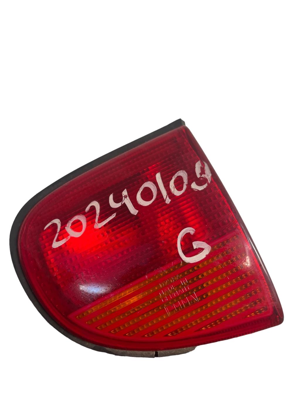 Feu arriere secondaire gauche (feux) FORD ESCORT 5 PHASE 2 Diesel - 1