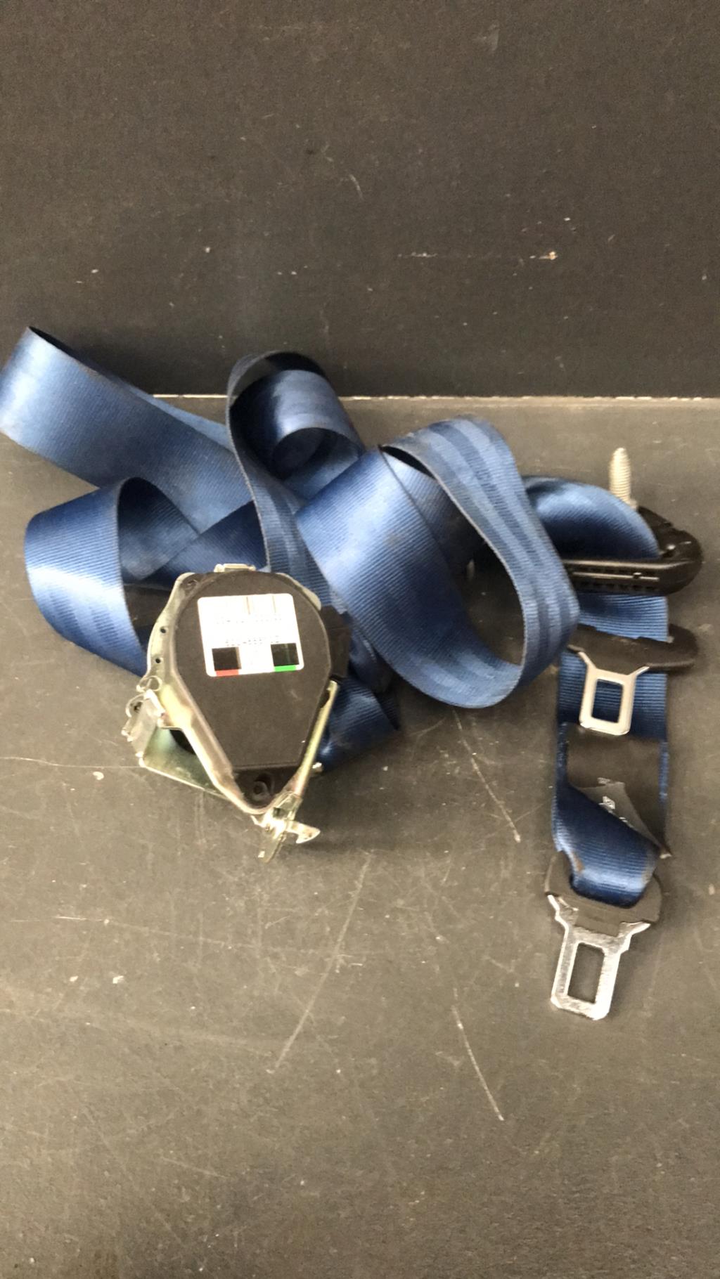 Ceinture arriere centrale DACIA SANDERO 2 PHASE 1 Essence - 1