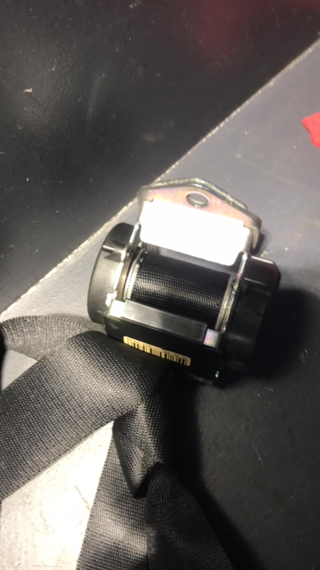 Ceinture arriere droit MINI MINI 2 R60 COUNTRYMAN BREAK Diesel - 1