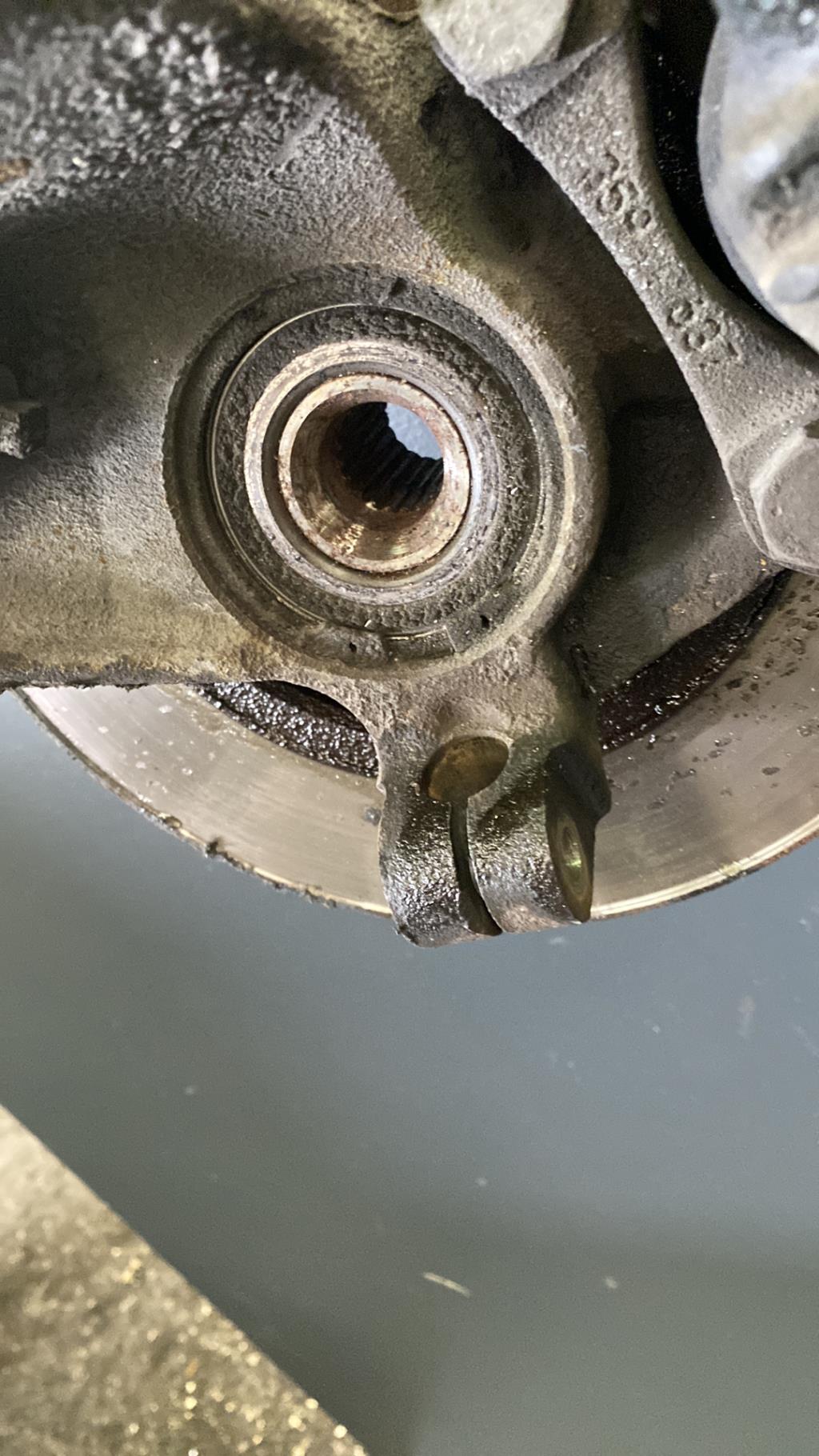 Fusee avant gauche PEUGEOT 206 PHASE 1 Essence - 1
