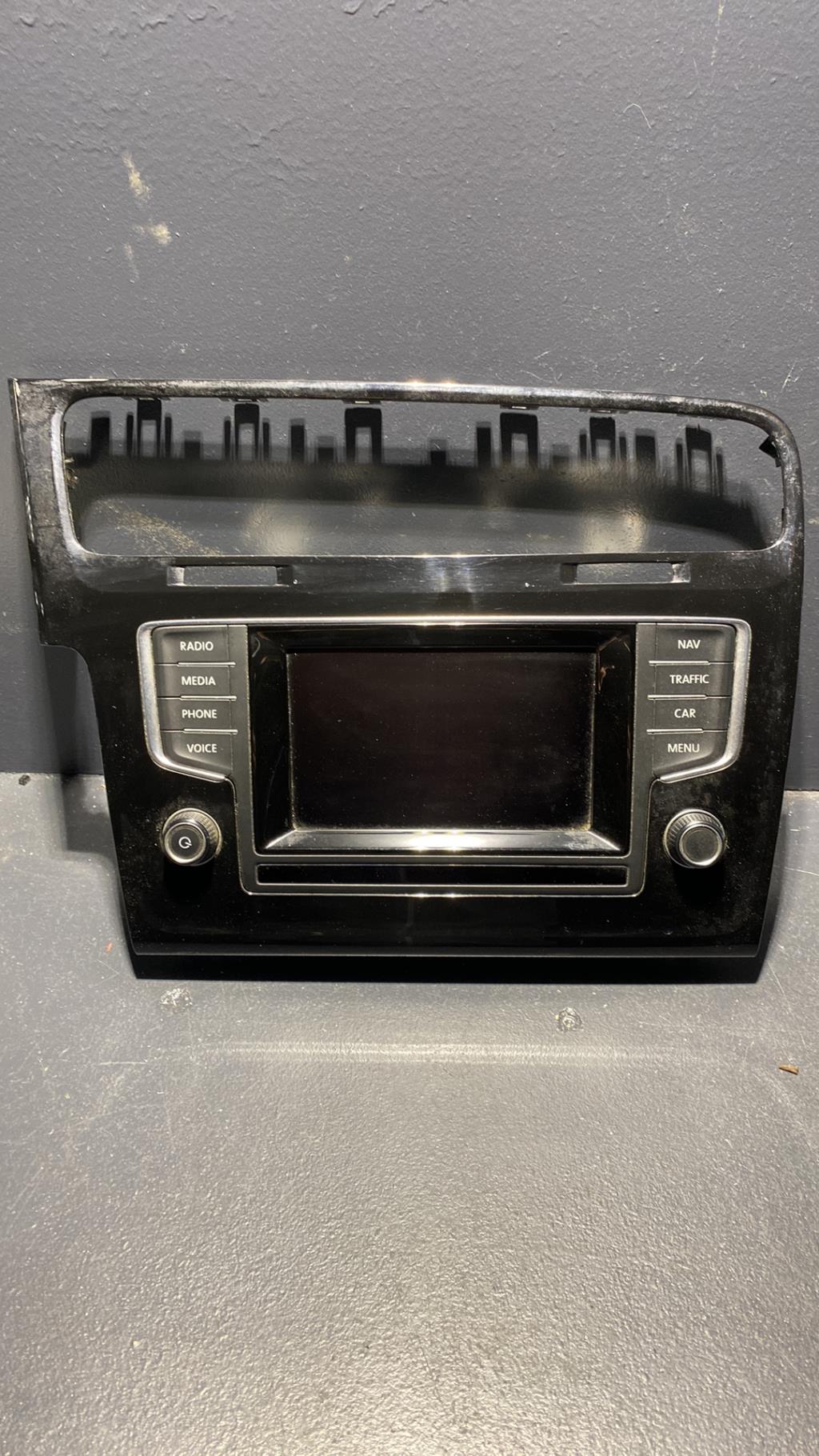 GPS VOLKSWAGEN GOLF 7 PHASE 1 Essence - 1