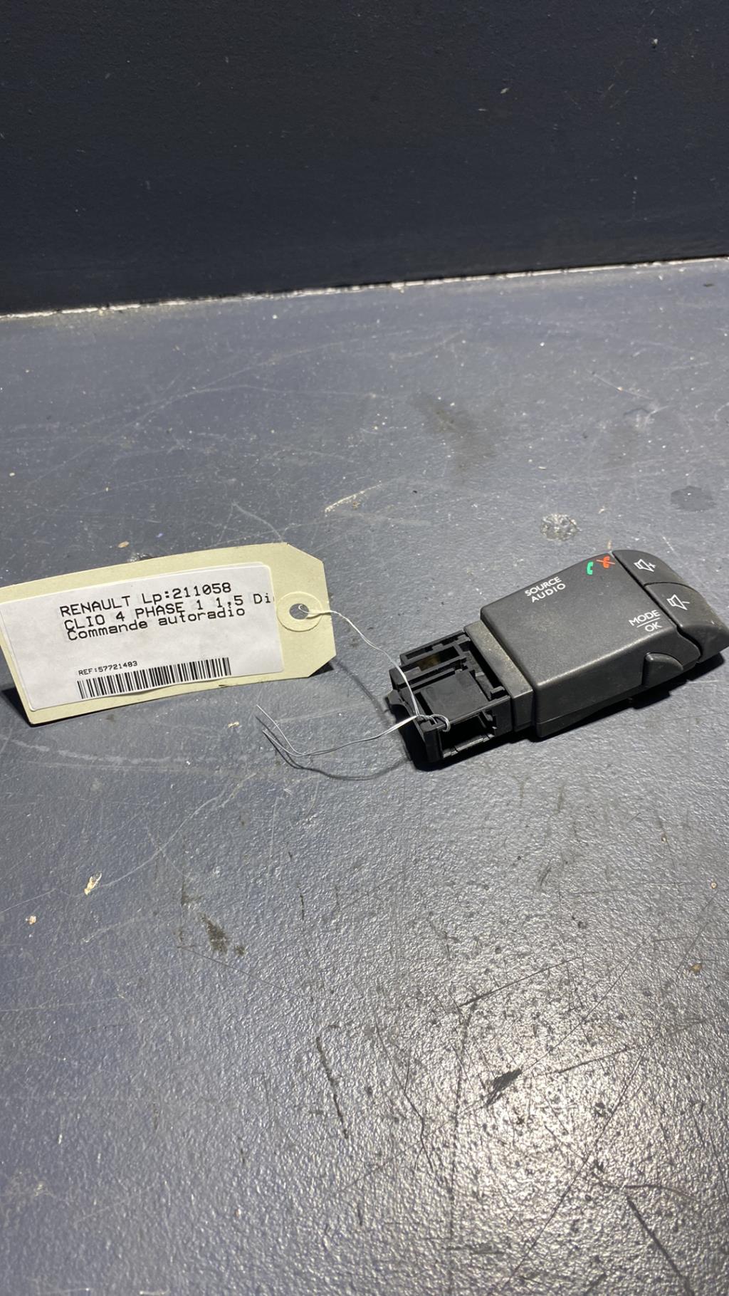 Commande autoradio RENAULT CLIO 4 PHASE 1 Diesel - 1