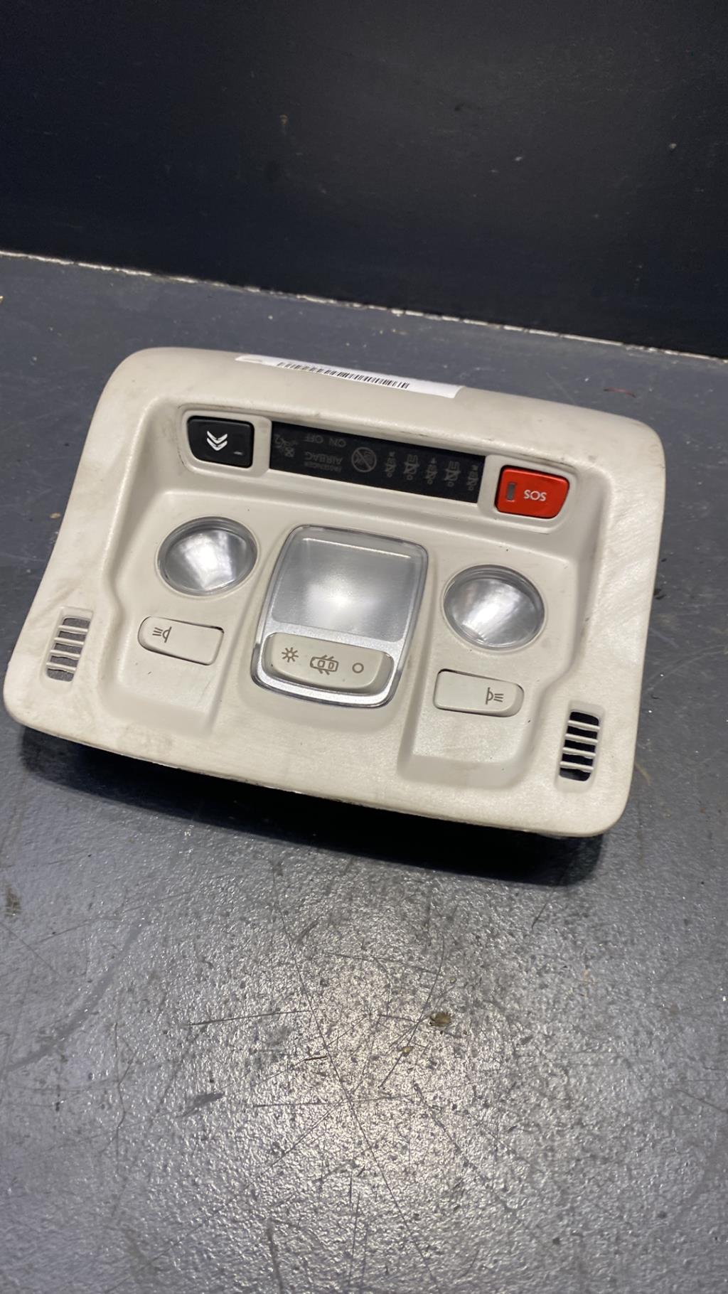 Eclairage de plafonnier CITROEN C3 3 PHASE 1 Diesel - 1