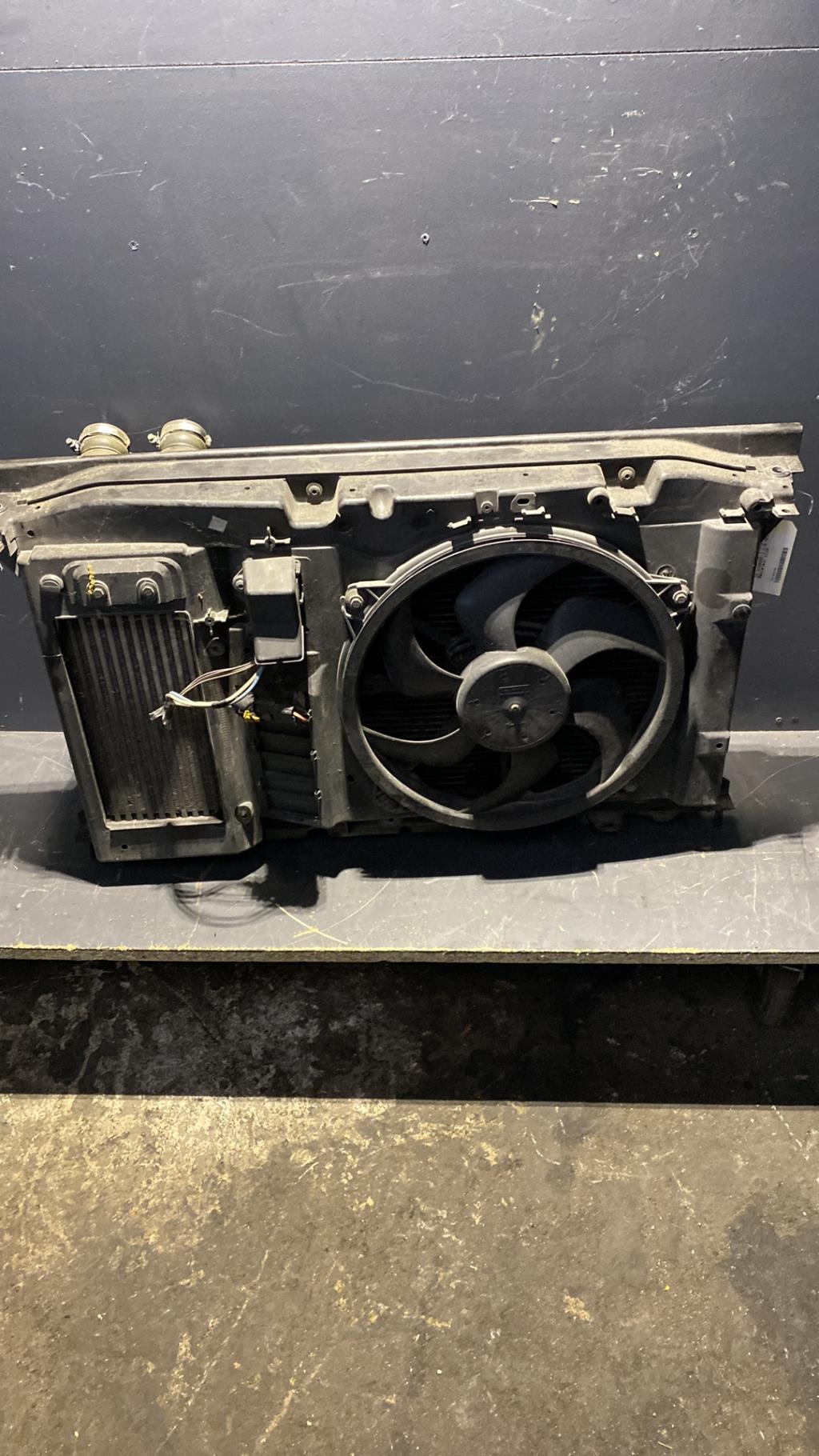Radiateur eau CITROEN C4 PICASSO 1 Diesel - 1