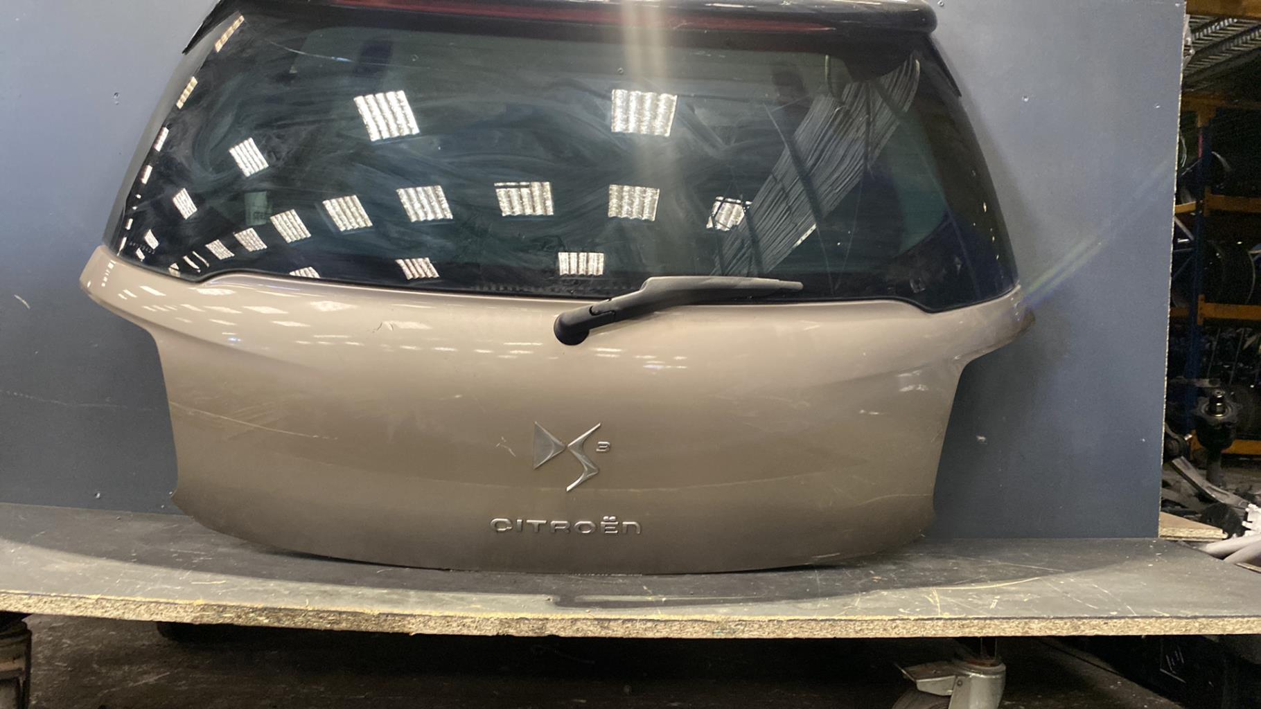 Malle/Hayon arriere CITROEN DS3 PHASE 1 Essence - 1