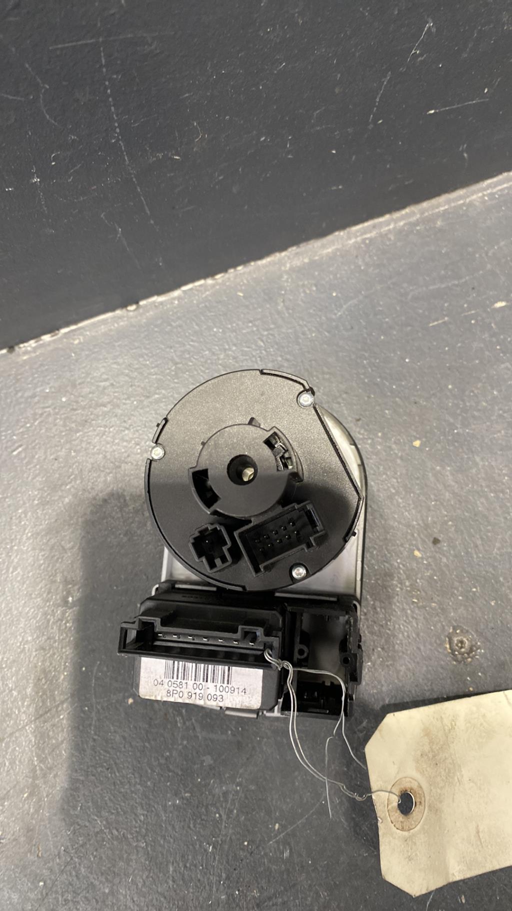 Commande de phare AUDI Q3 1 PHASE 1 Diesel - 1