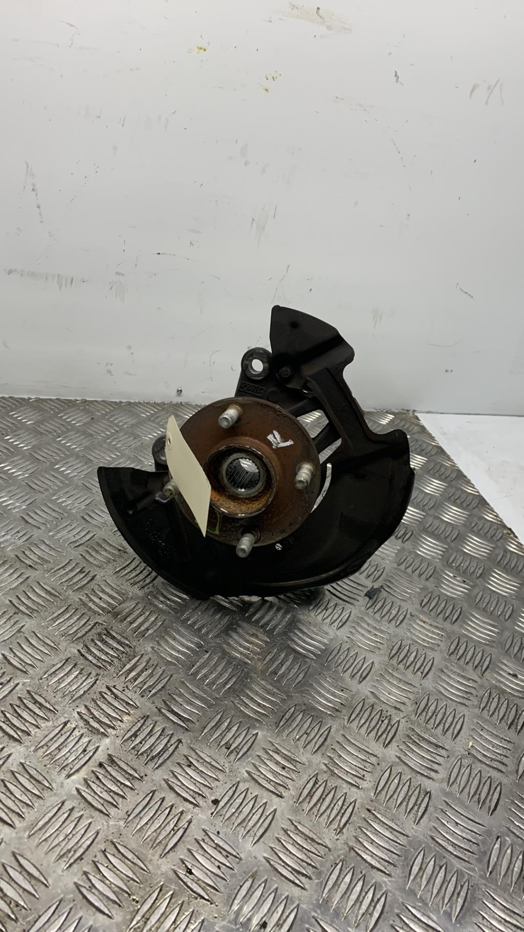 Fusee avant droit FORD FIESTA 7 PHASE 1 Essence - 1