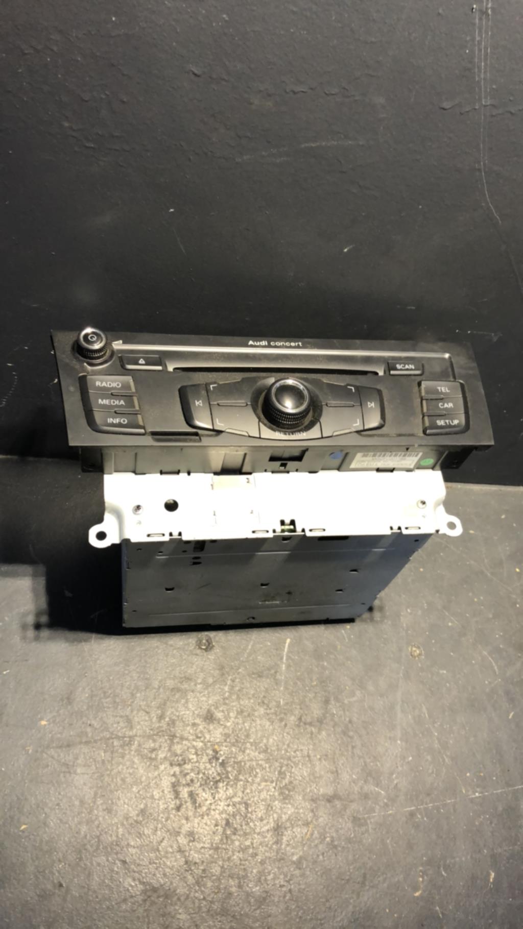 Autoradio d'origine AUDI A5 1 CABRIO PHASE 1 Diesel - 1