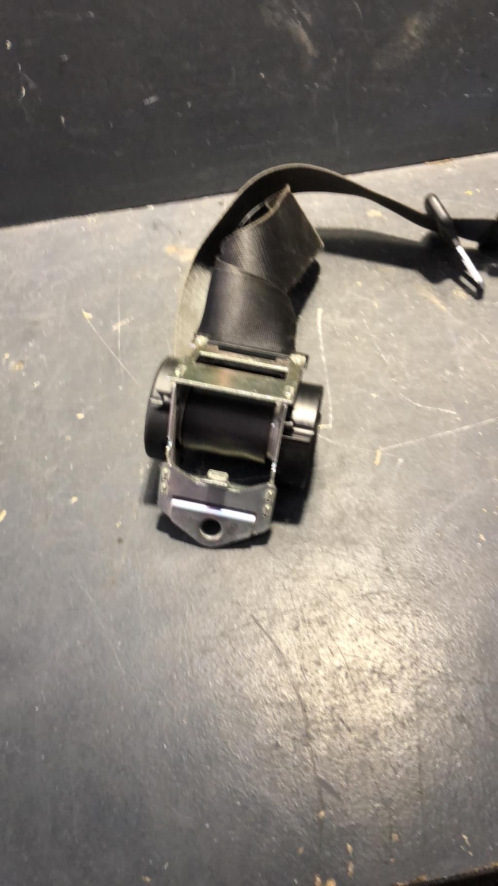 Ceinture arriere gauche MINI MINI 2 R55  - 1