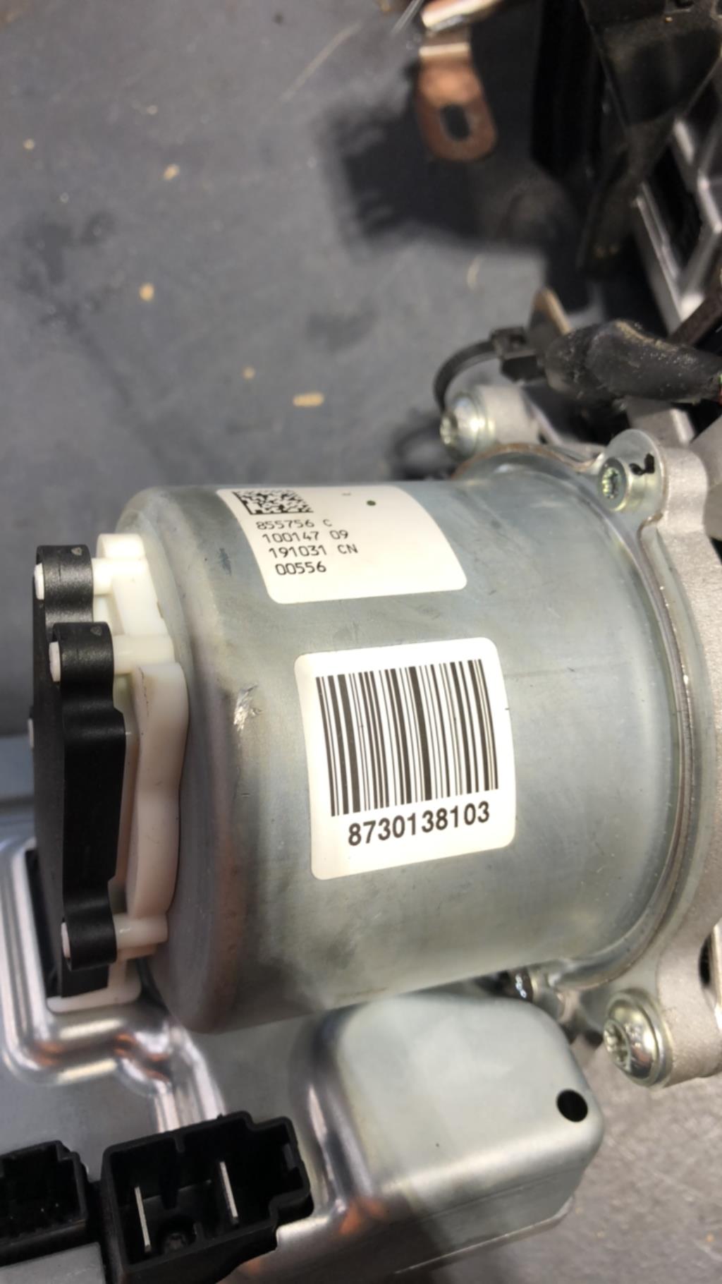 Colonne de direction RENAULT CLIO 5 PHASE 1 Essence/Hybride - 1