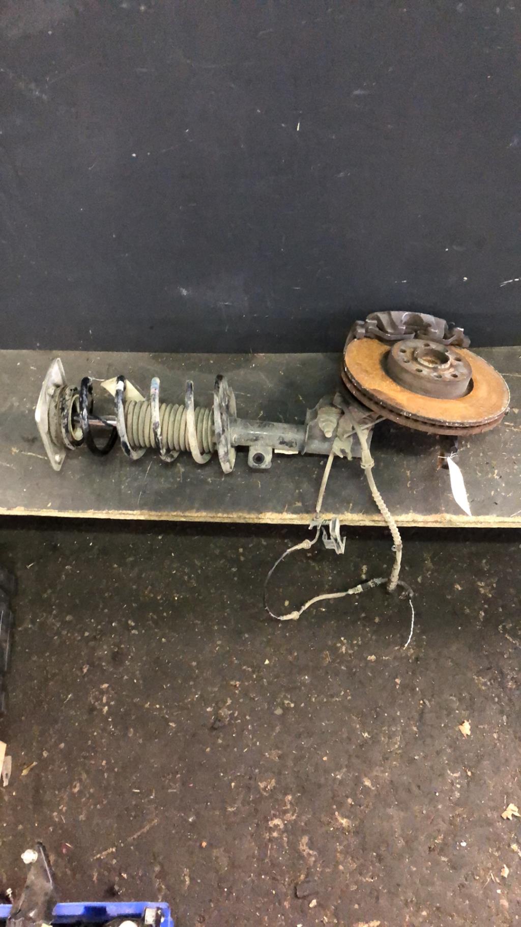 Fusee avant droit PEUGEOT EXPERT 3 PHASE 1 Diesel - 1