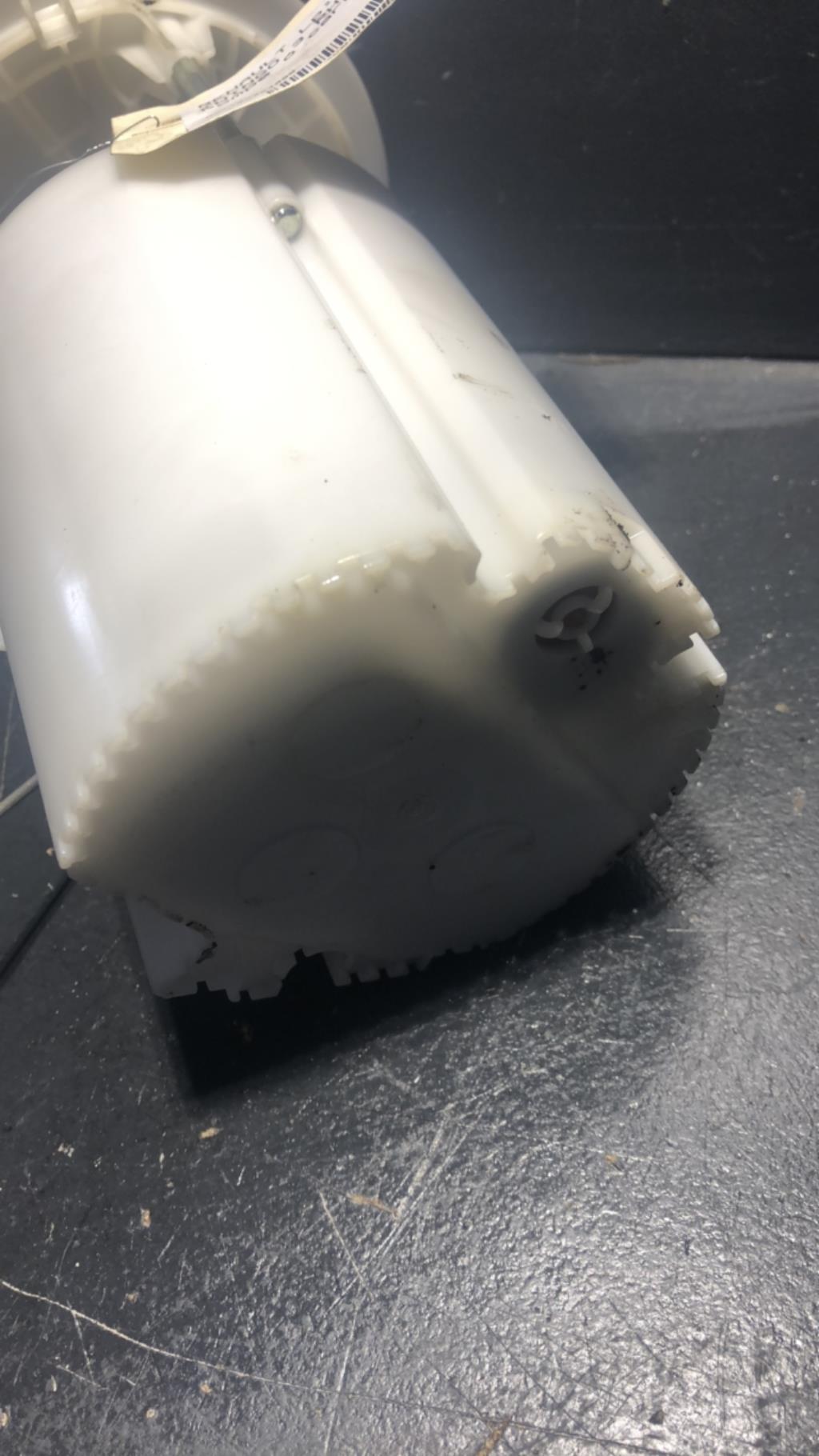 Pompe à carburant RENAULT TWINGO 3 PHASE 1 Essence - 1