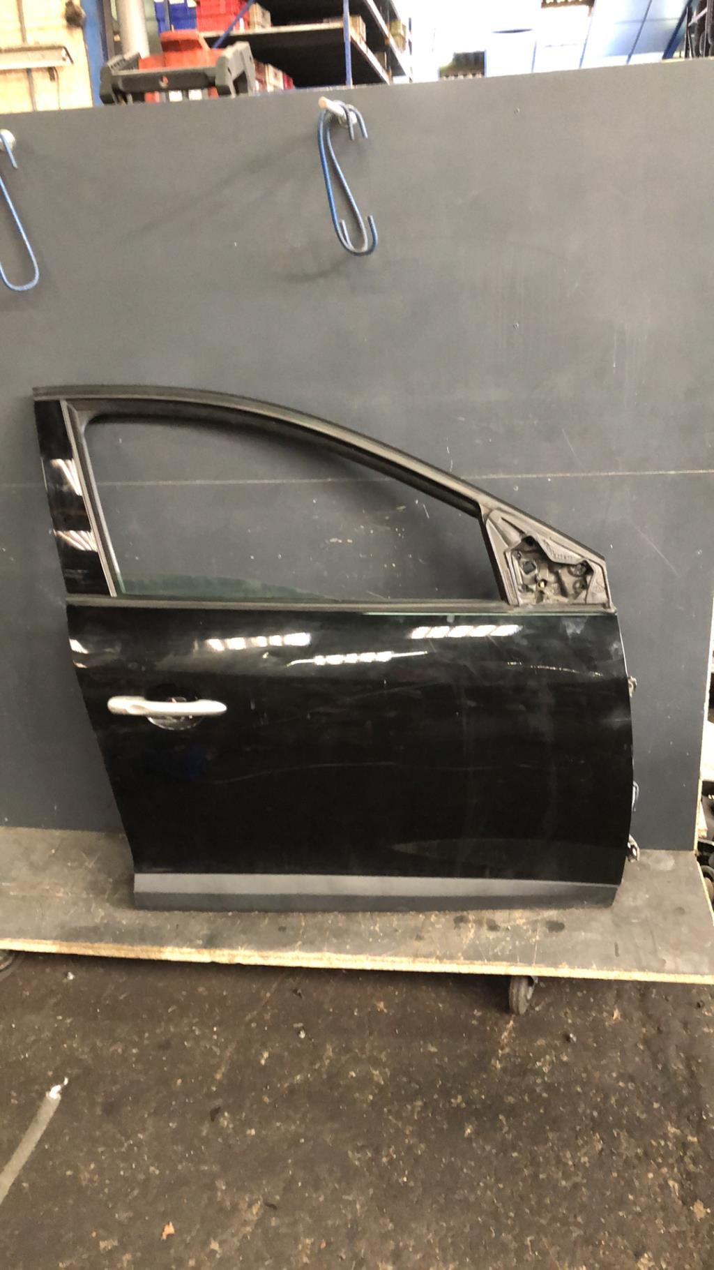 Porte avant droit RENAULT MEGANE 3 PHASE 1 Diesel - 1