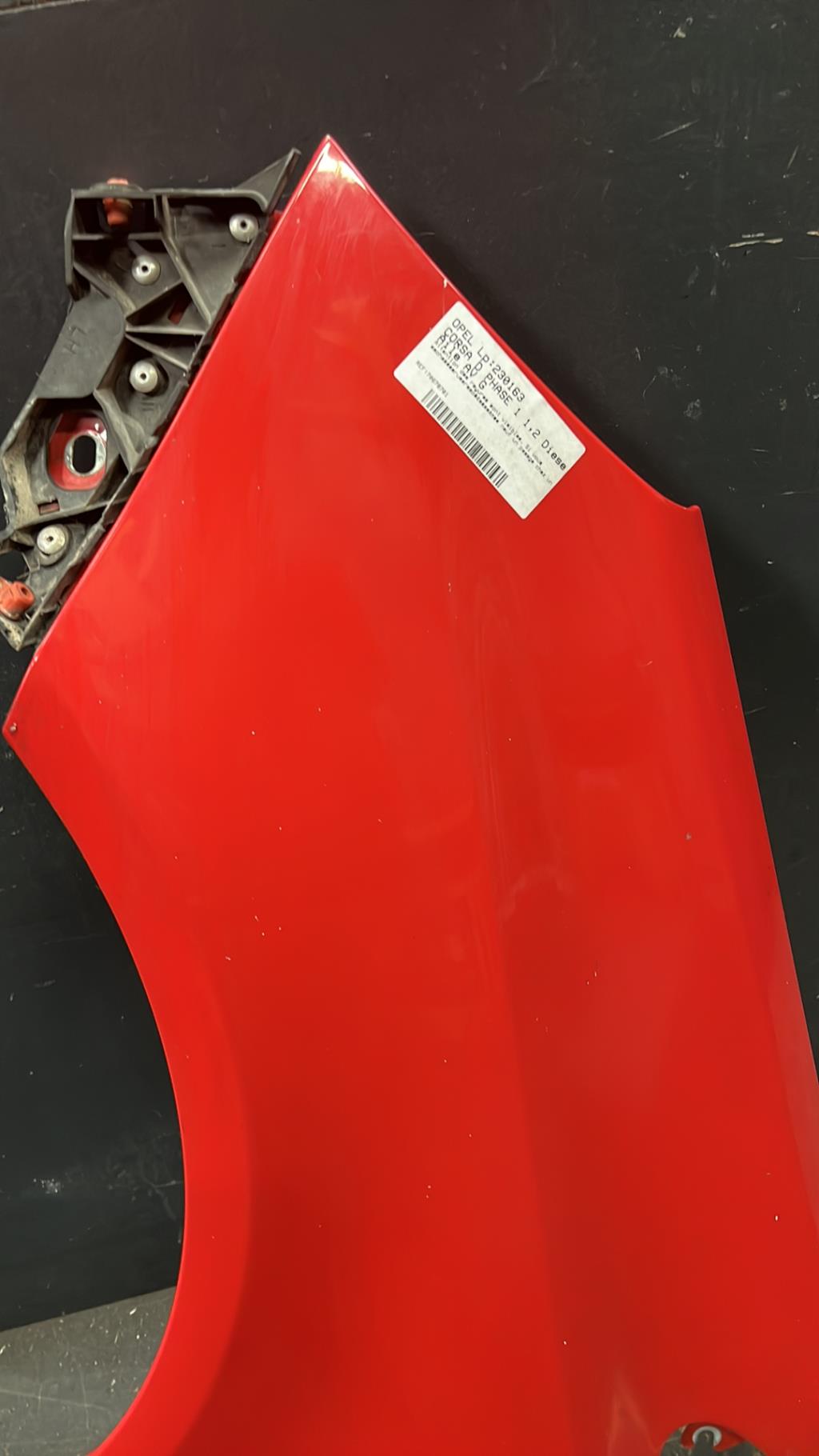 Aile avant gauche OPEL CORSA D PHASE 1 Diesel - 1