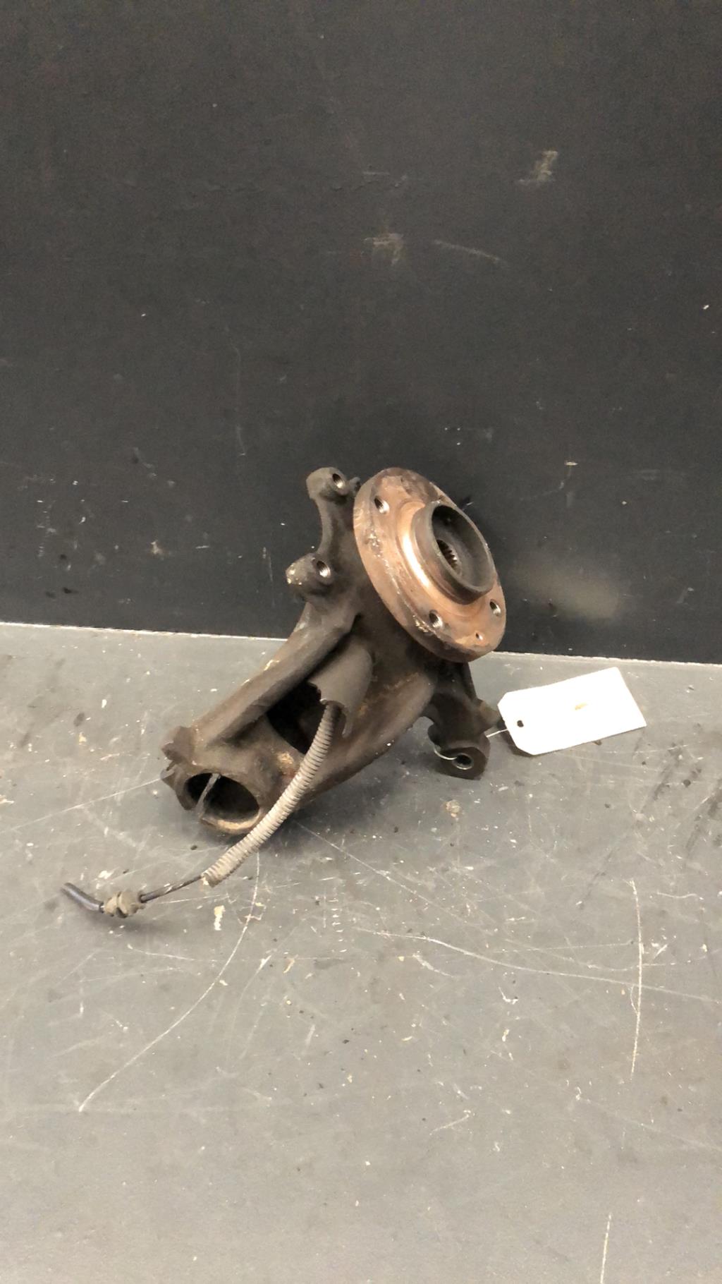 Fusee avant droit CITROEN C3 1 PHASE 1 Diesel - 1