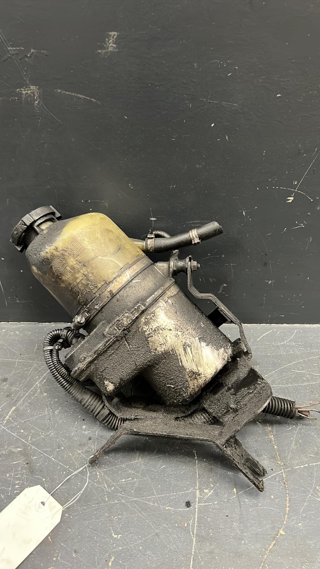 Pompe de direction OPEL ZAFIRA A PHASE 1 Diesel - 1