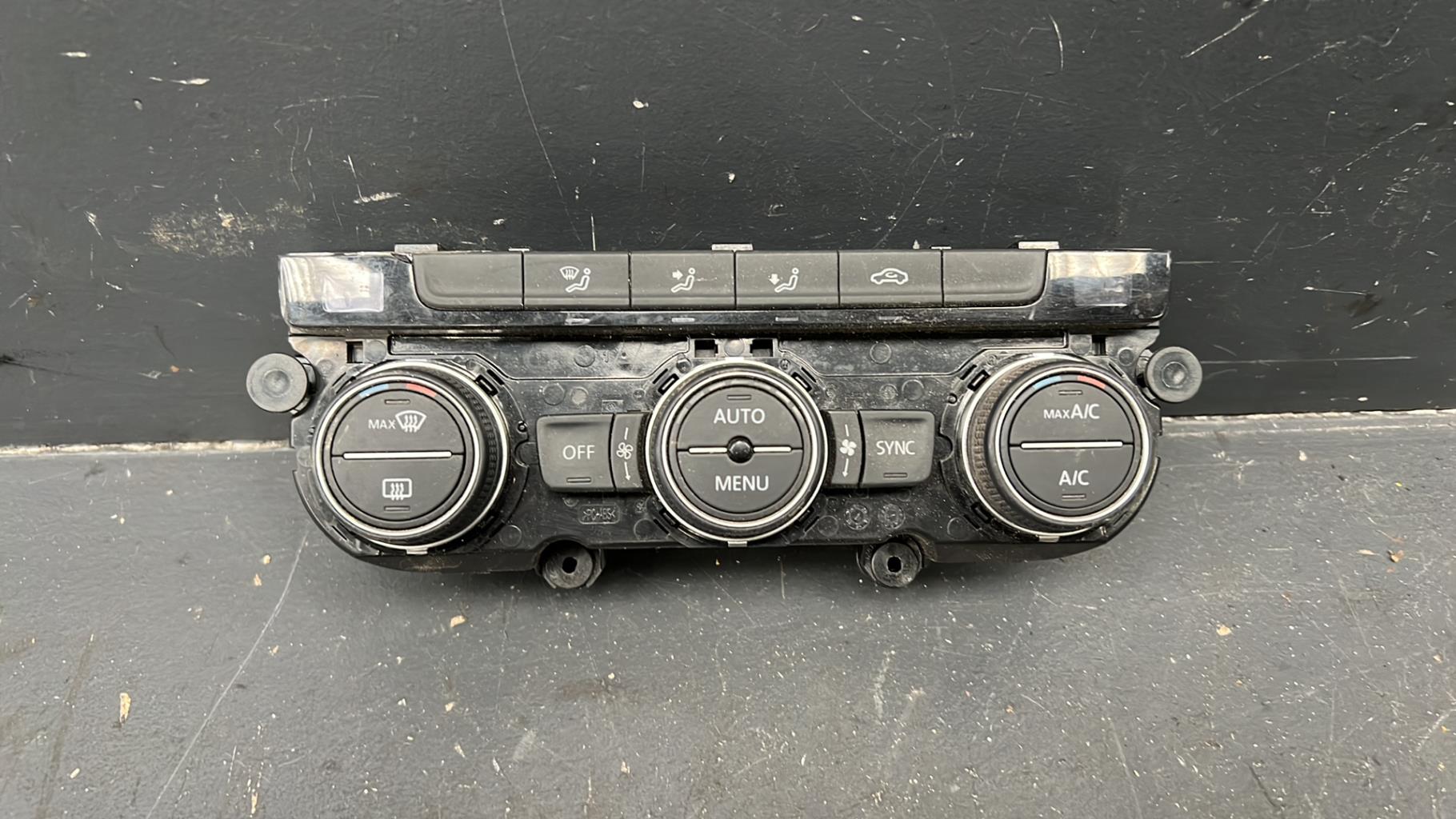 Commande chauffage VOLKSWAGEN GOLF 7 PHASE 1 Essence - 1