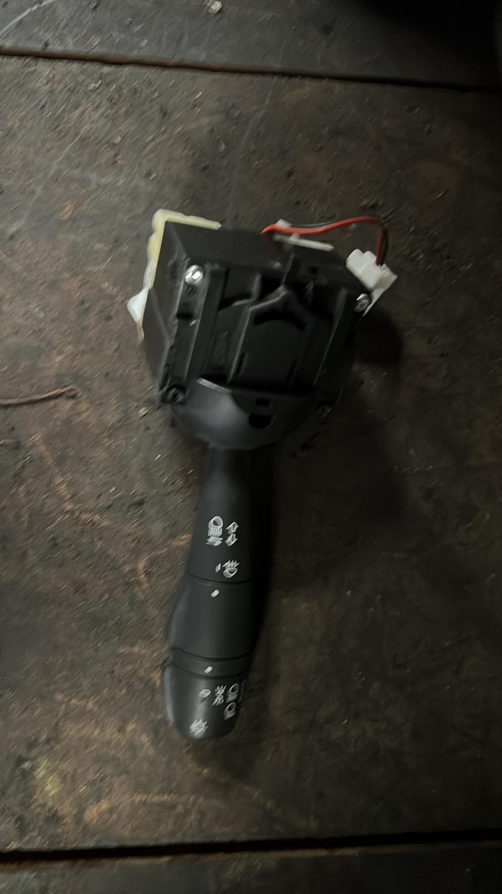Commande de phare RENAULT CLIO 4 PHASE 2  - 1