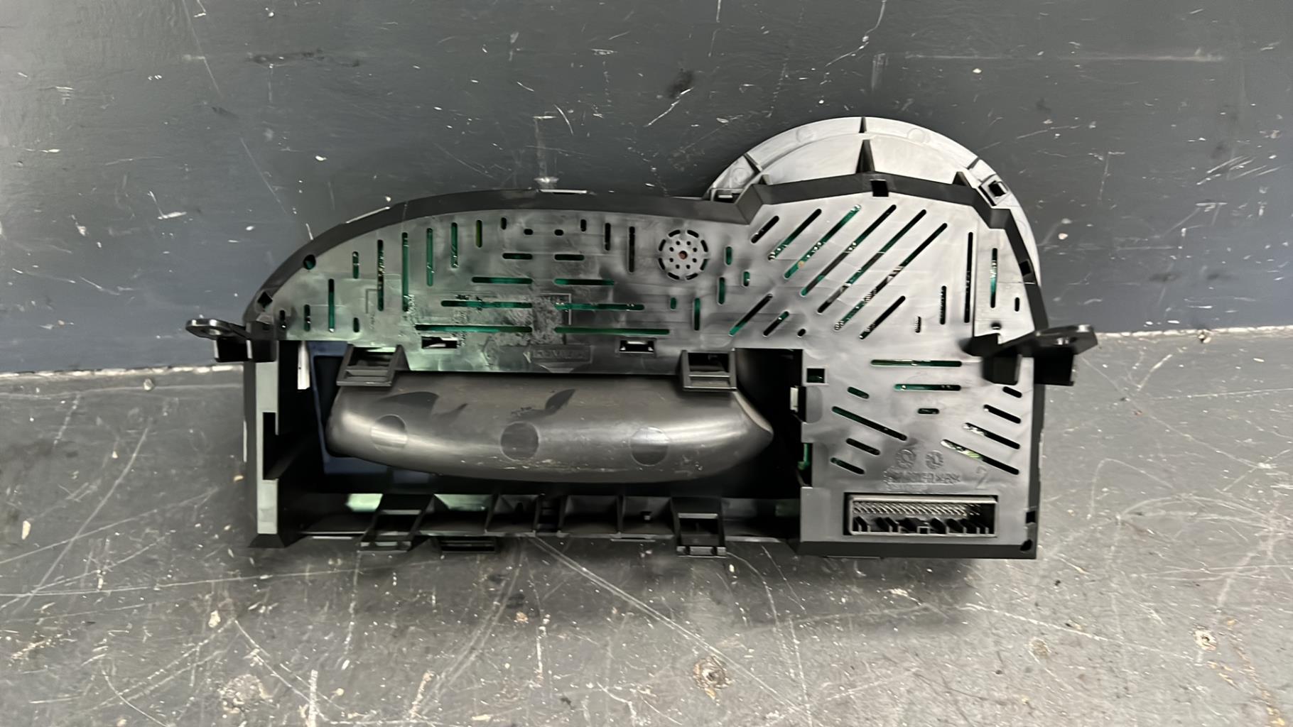 Compteur RENAULT TWINGO 2 PHASE 2  - 1