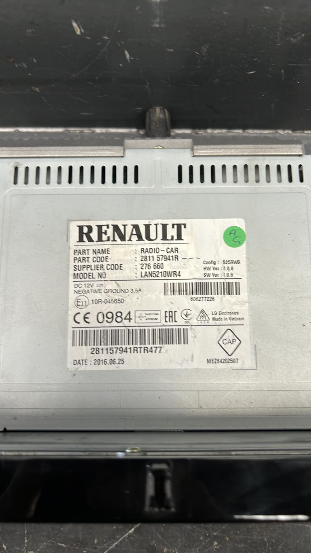 Ecran GPS RENAULT CLIO 4 PHASE 2 Essence - 1