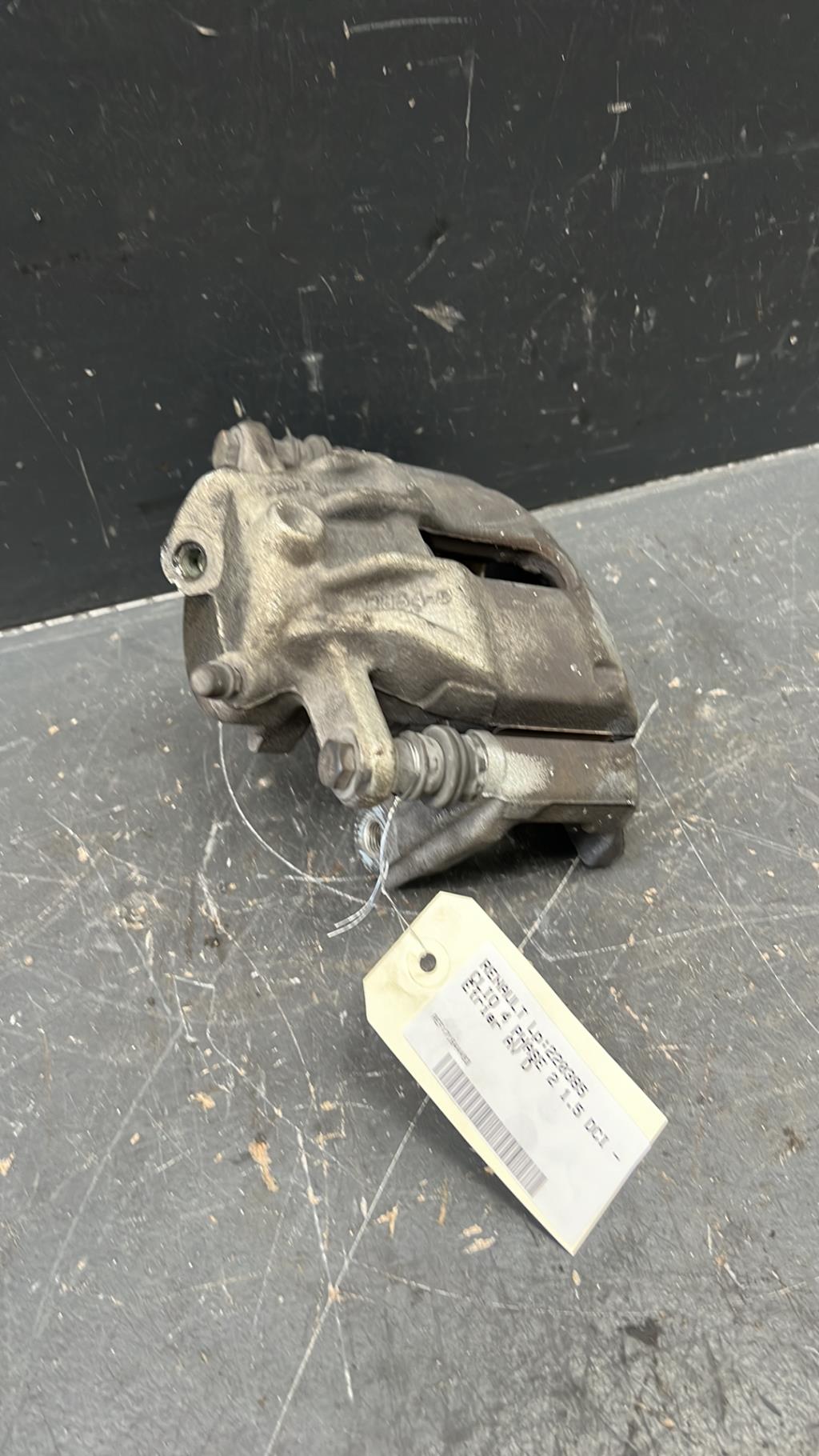 Etrier avant droit (freinage) RENAULT CLIO 4 PHASE 2  - 1