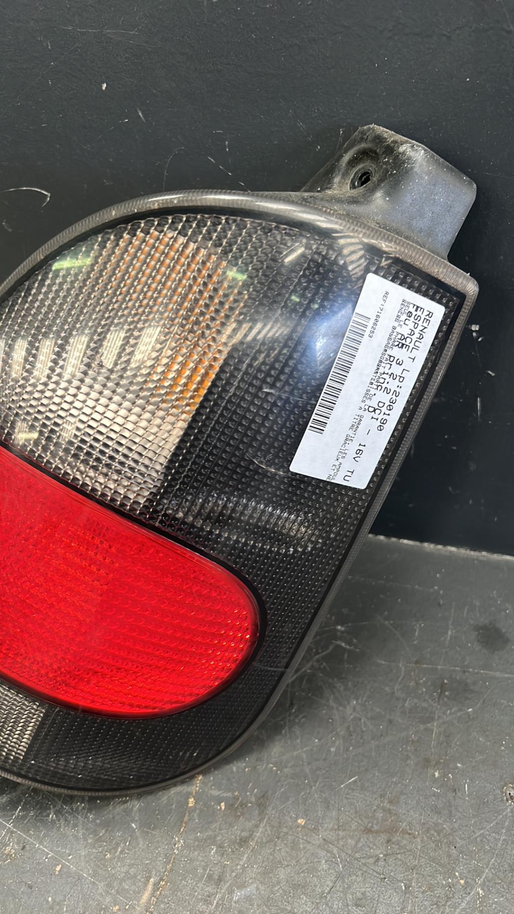 Feu arriere principal droit (feux) RENAULT ESPACE 3 Diesel - 1