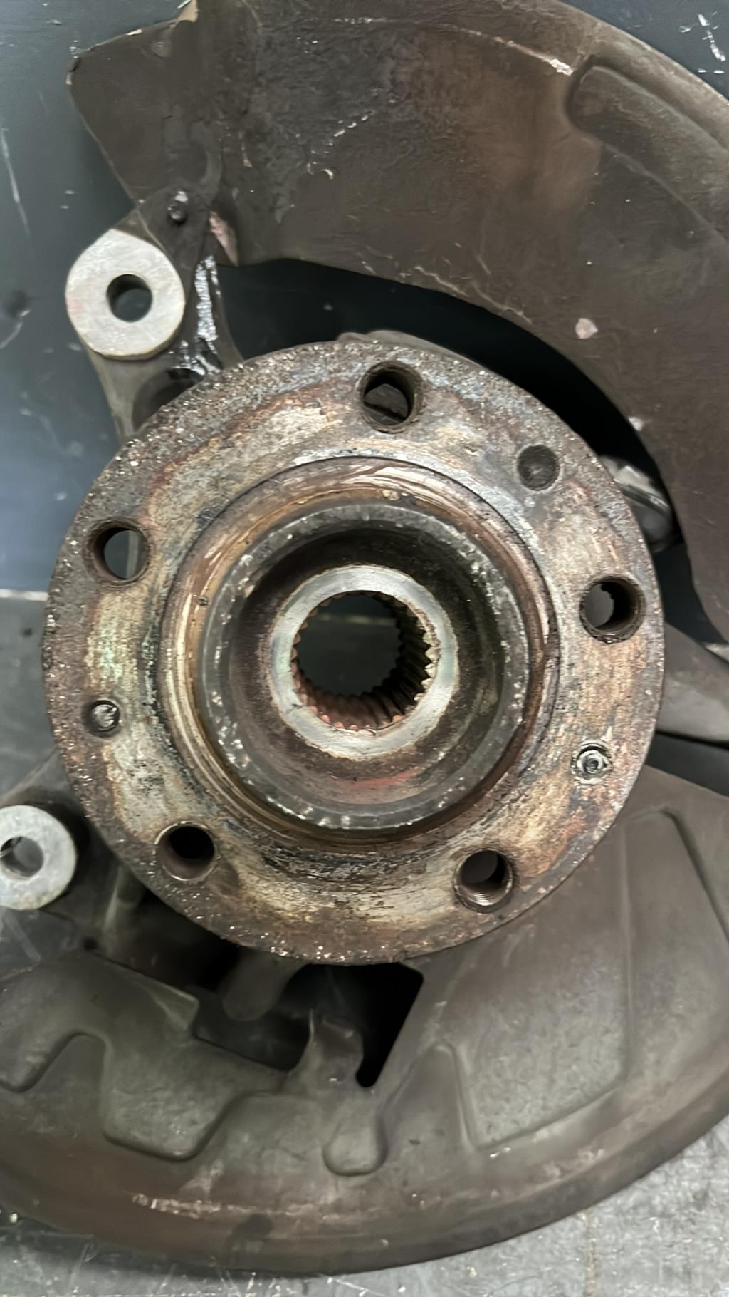 Fusee avant droit CITROEN C5 2 Diesel - 1