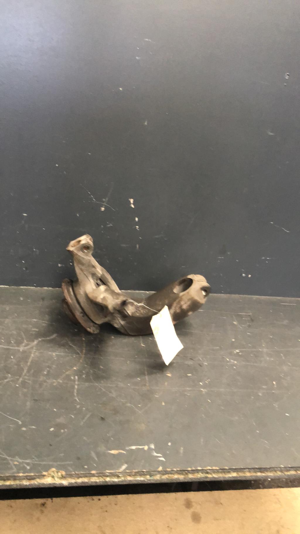 Fusee avant droit RENAULT SCENIC 2 PHASE 2 Diesel - 1