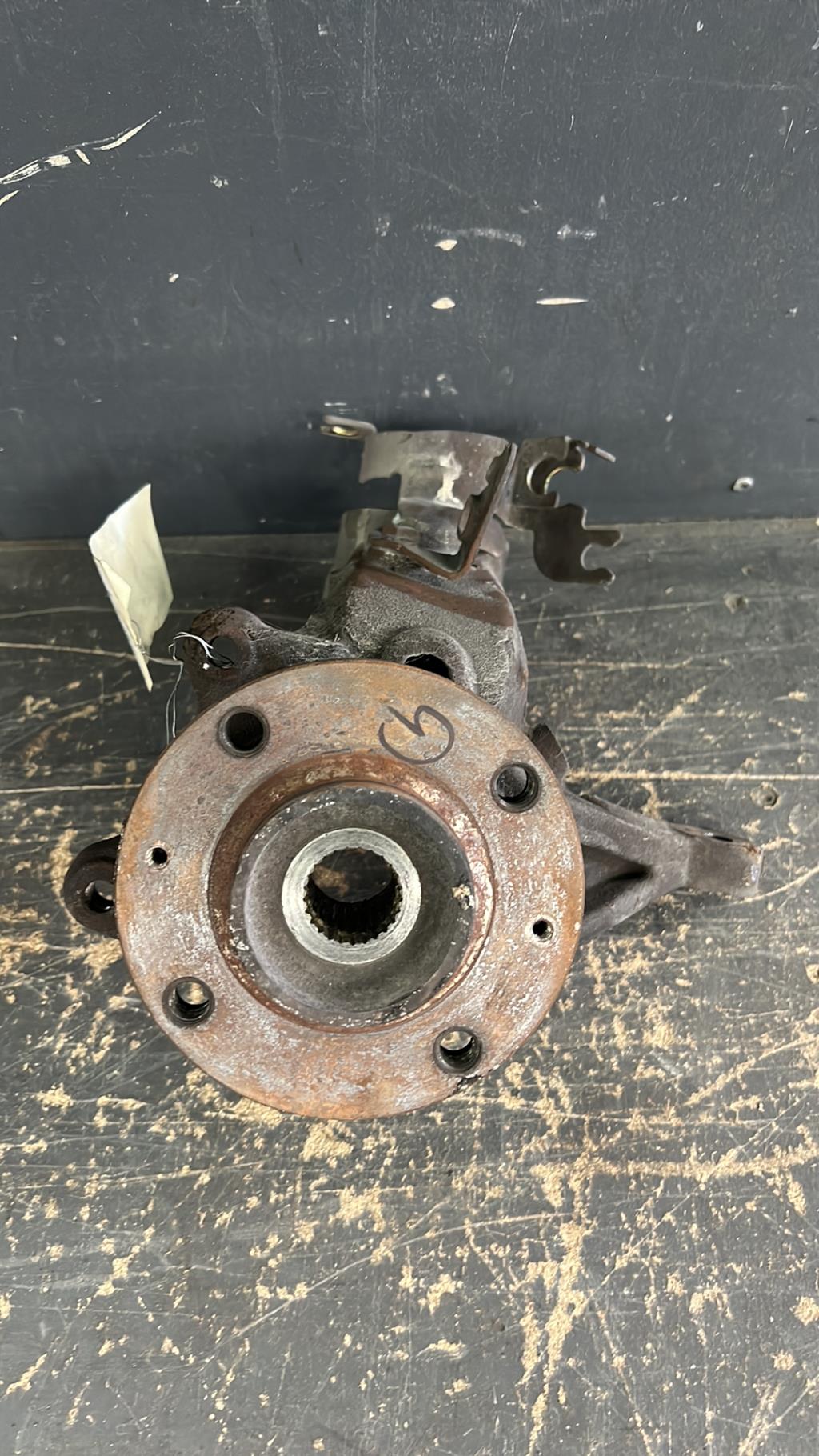 Fusee avant gauche PEUGEOT 306  - 1