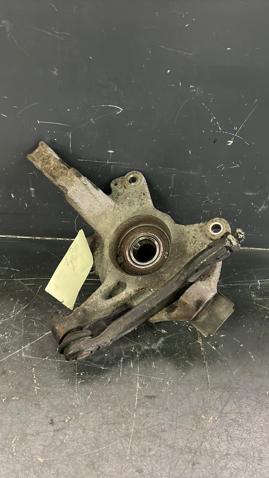 Fusee avant gauche RENAULT GRAND SCENIC 3 PHASE 1 Diesel - 1