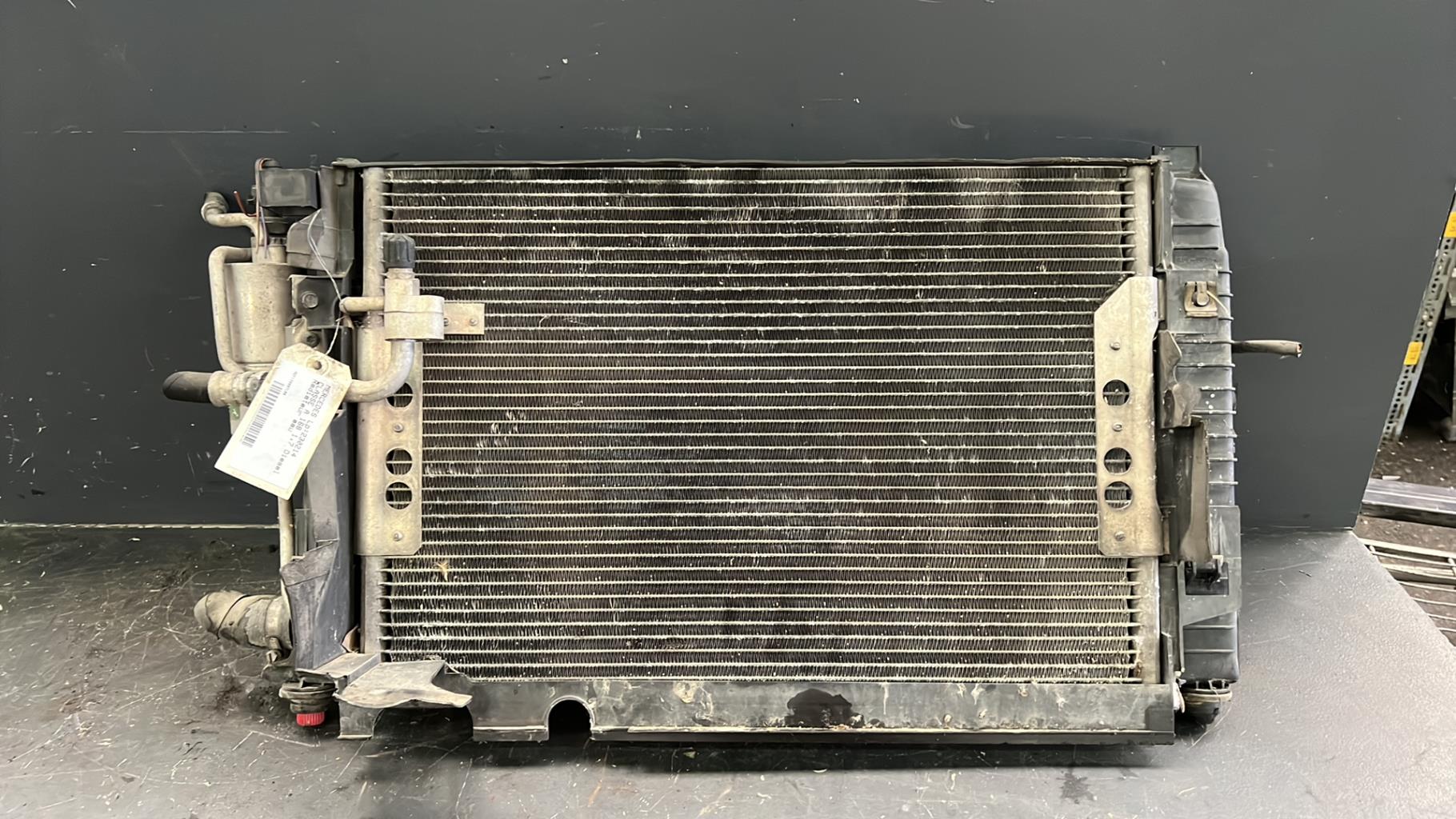 Radiateur eau MERCEDES CLASSE A 168  - 1