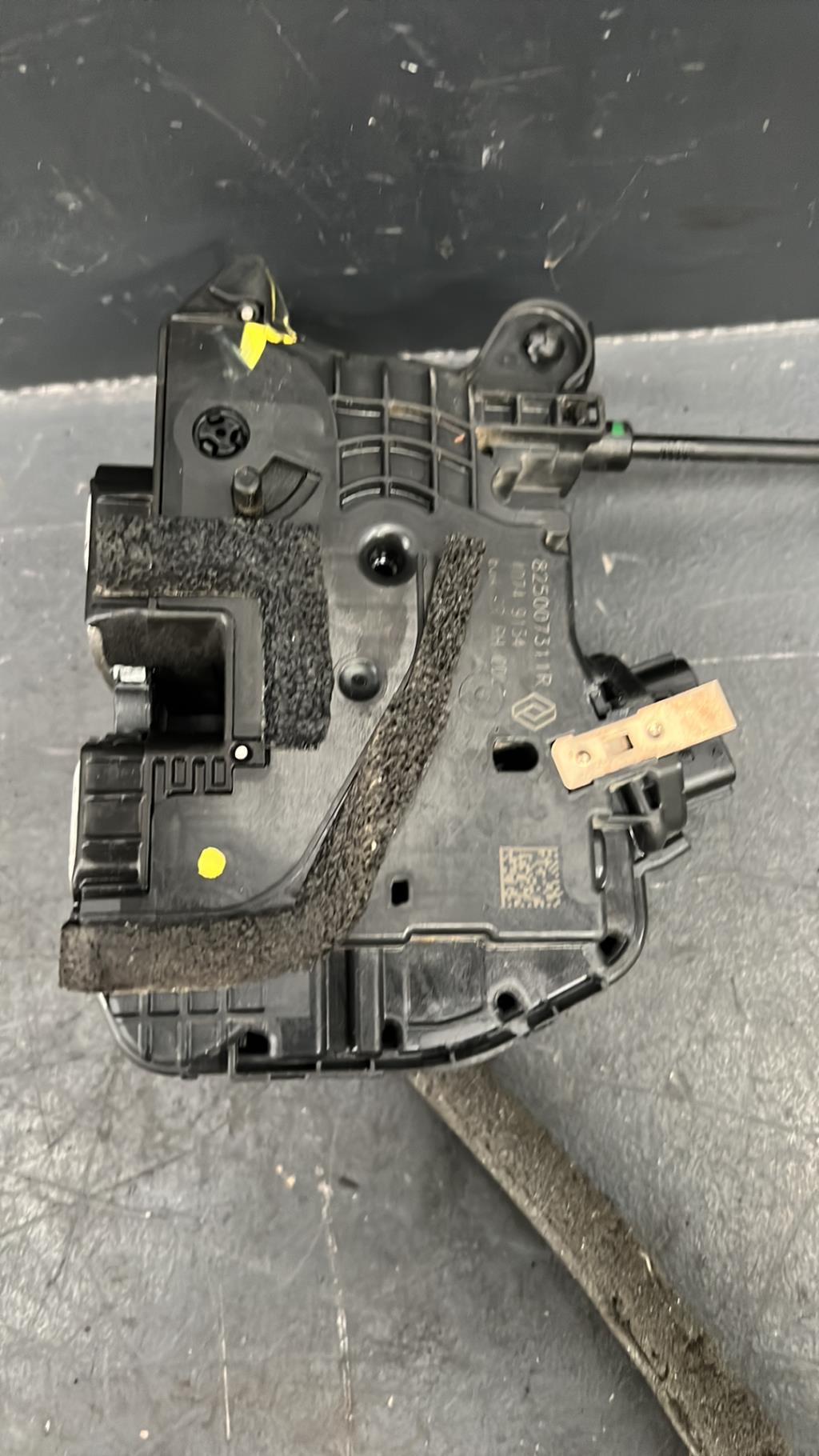 Serrure arriere gauche RENAULT CLIO 5 PHASE 1 Essence/GPL - 1