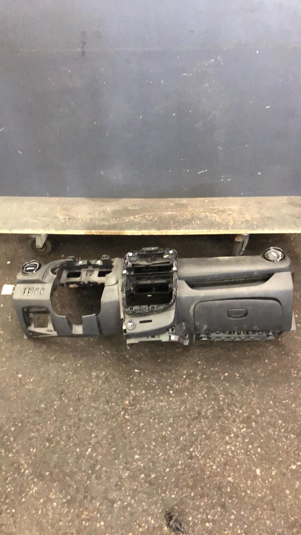 Tableau de bord RENAULT CLIO 4 PHASE 1  - 1