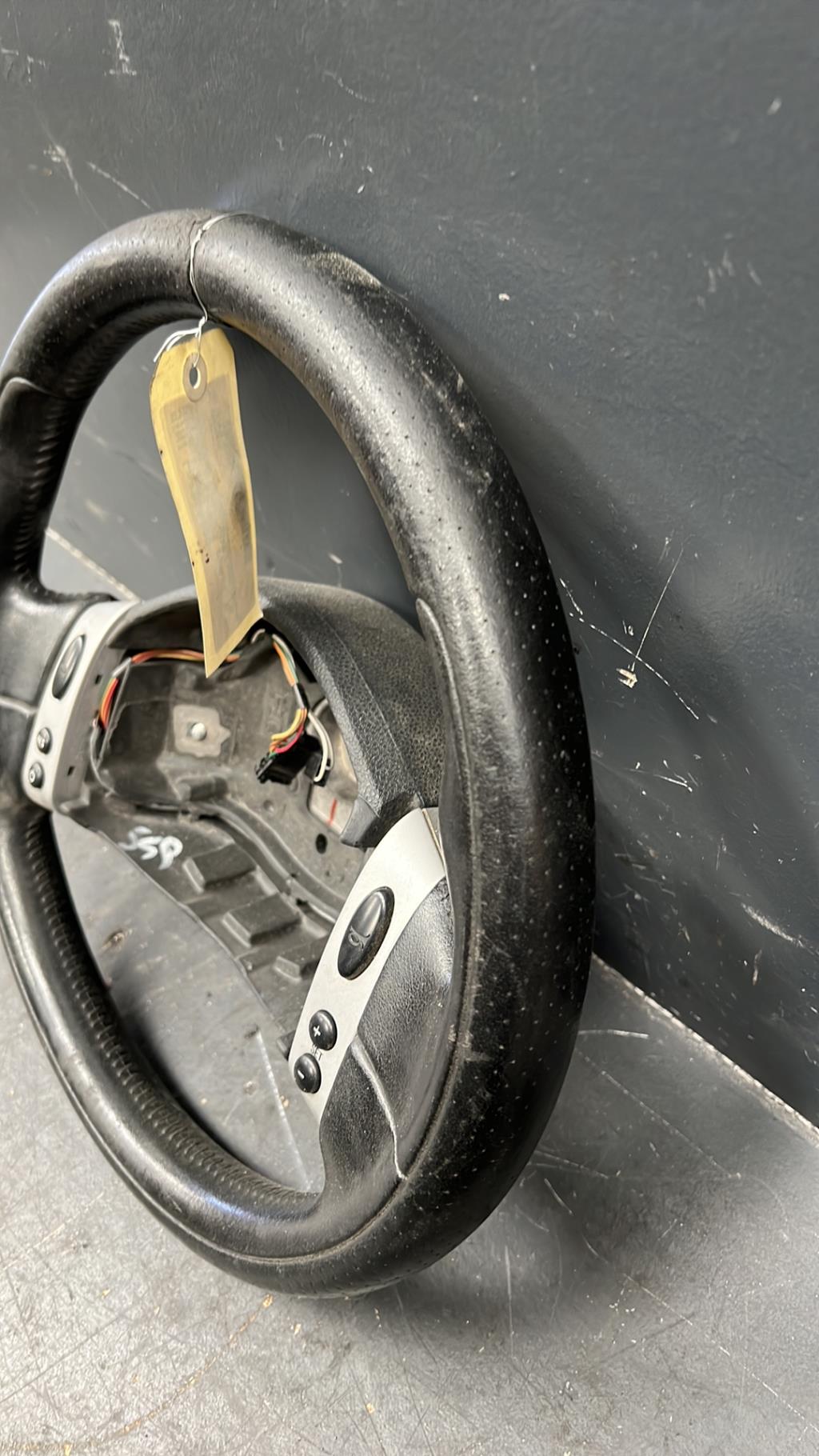 Volant MINI MINI 1 R50/R53 PHASE 1 Essence - 1
