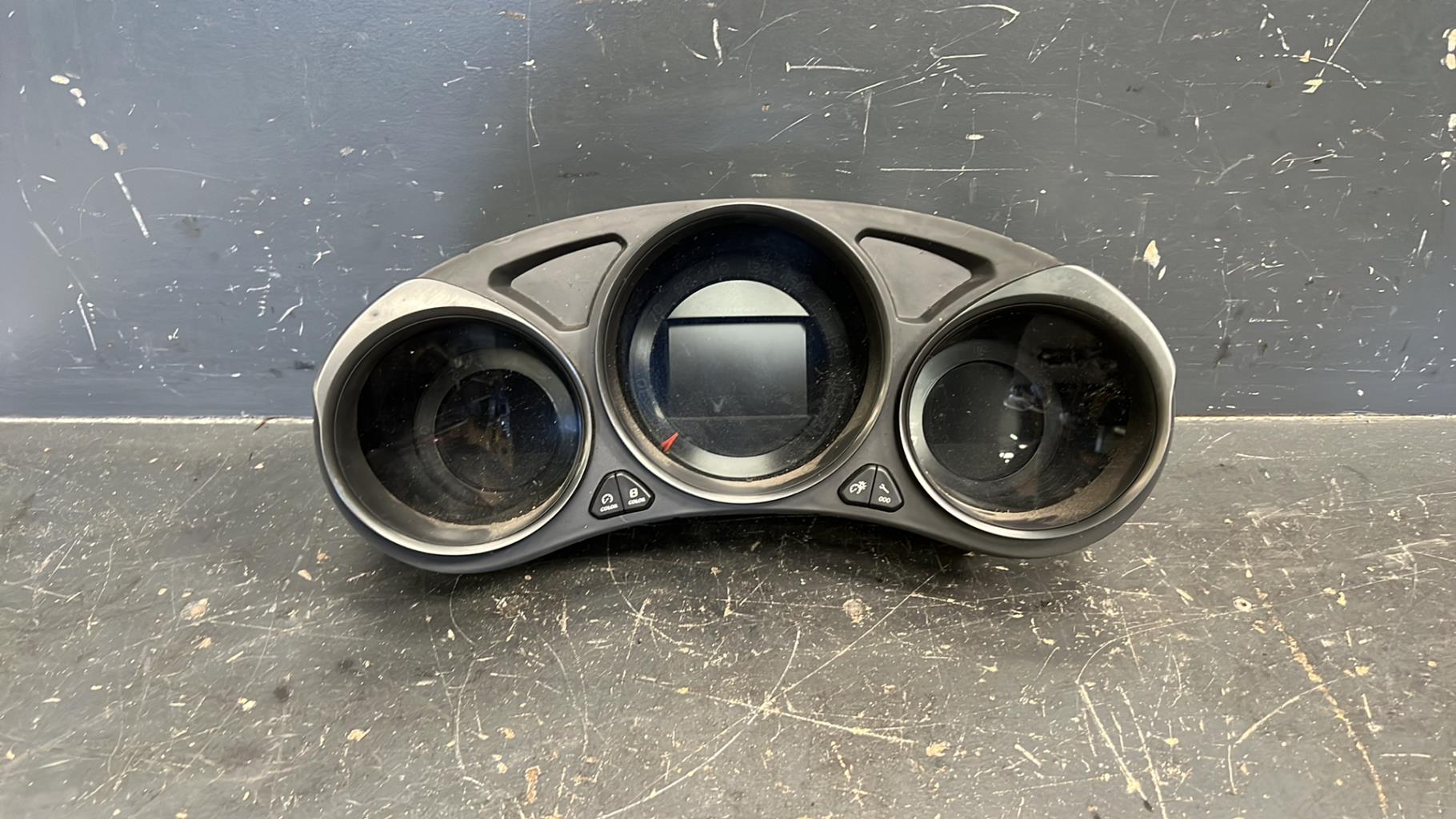 Compteur CITROEN C4 2 PHASE 1 Diesel - 1