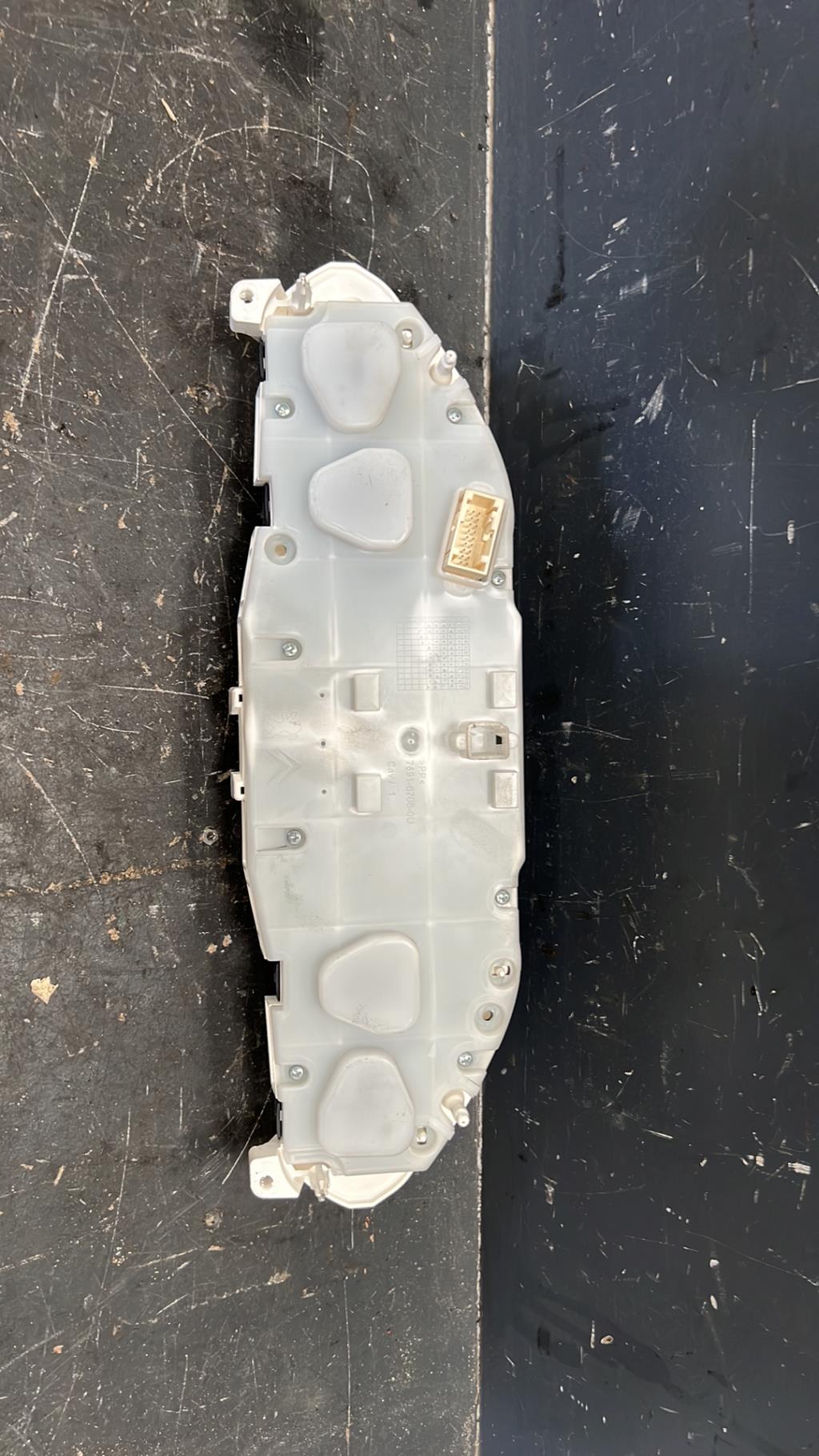 Compteur PEUGEOT 208 1 PHASE 1 Diesel - 1