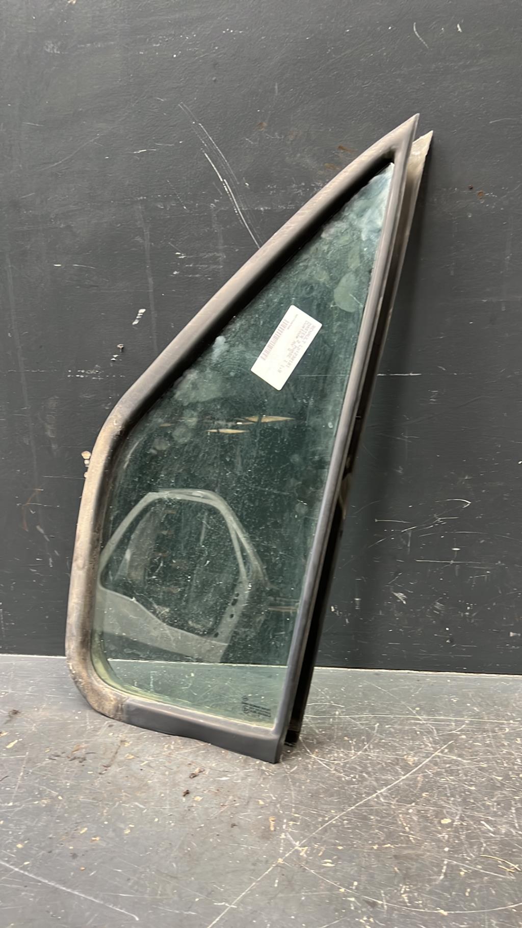 Custode avant gauche (porte) RENAULT MASTER 2 PHASE 1  - 1