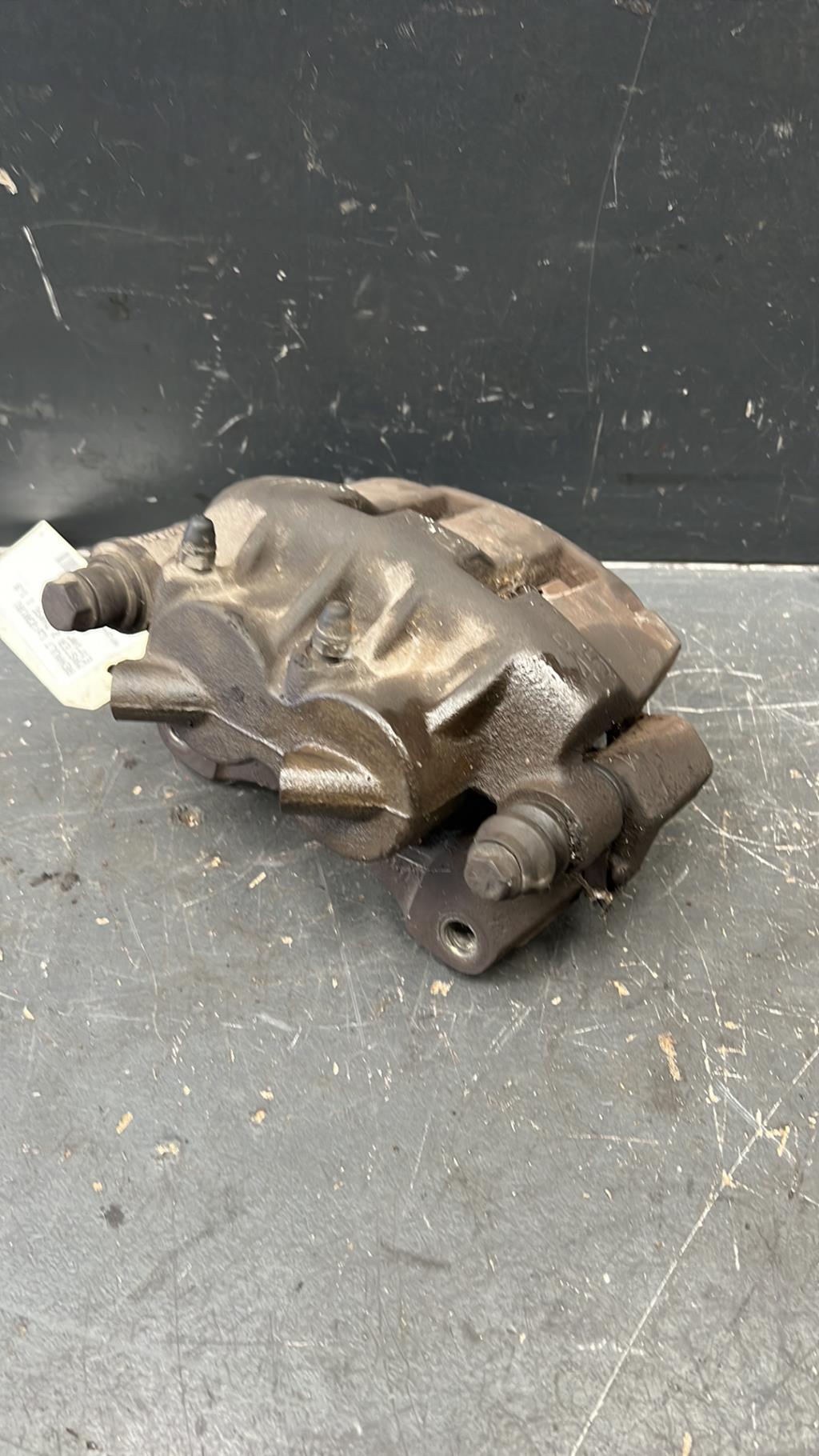 Etrier avant gauche (freinage) RENAULT MASTER 2 PHASE 1  - 1