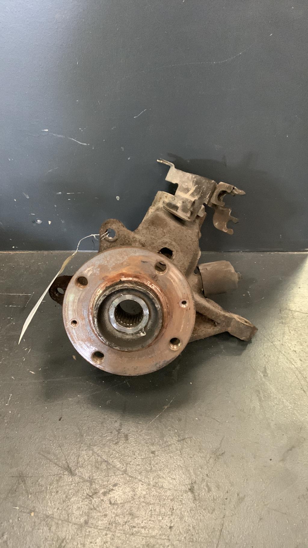 Fusee avant gauche CITROEN XSARA PICASSO PHASE 1 Diesel - 1