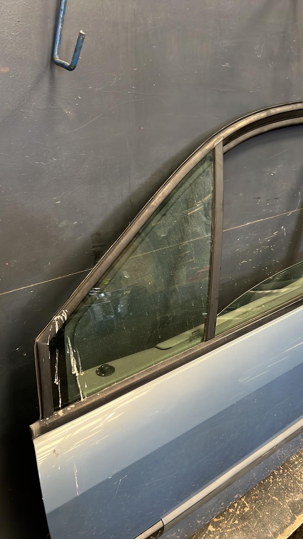 Porte avant gauche RENAULT SCENIC 2 PHASE 1 Essence - 1