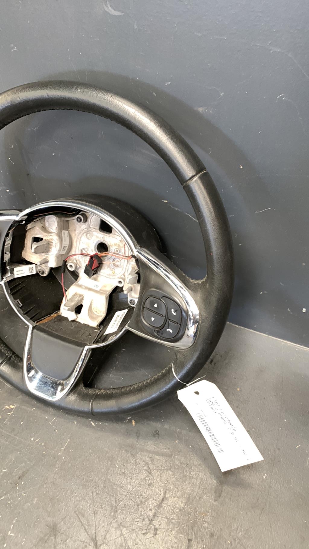 Volant FIAT 500 2 PHASE 2 Essence - 1